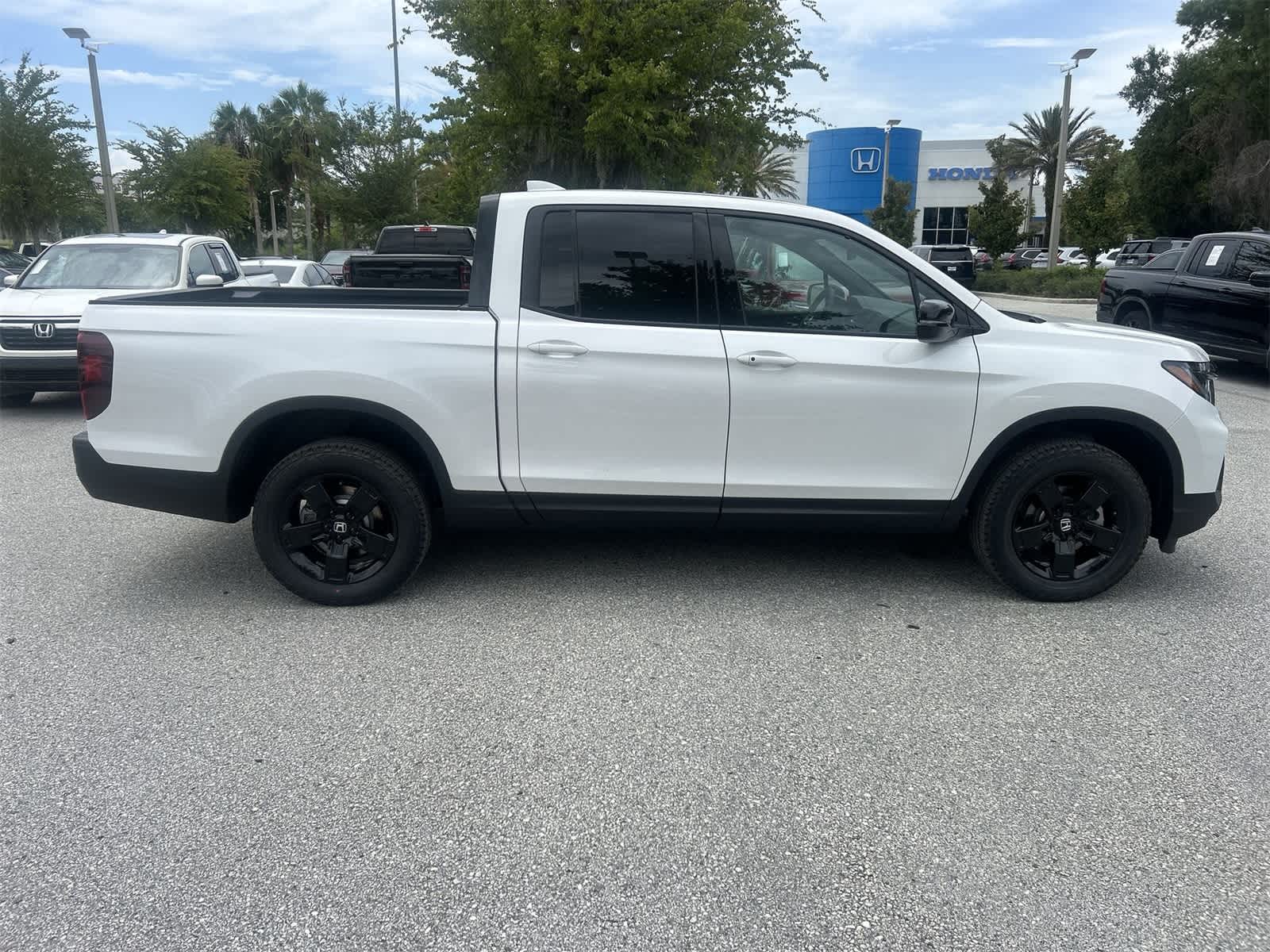 Thumbnail: 2025 Honda Ridgeline - 7