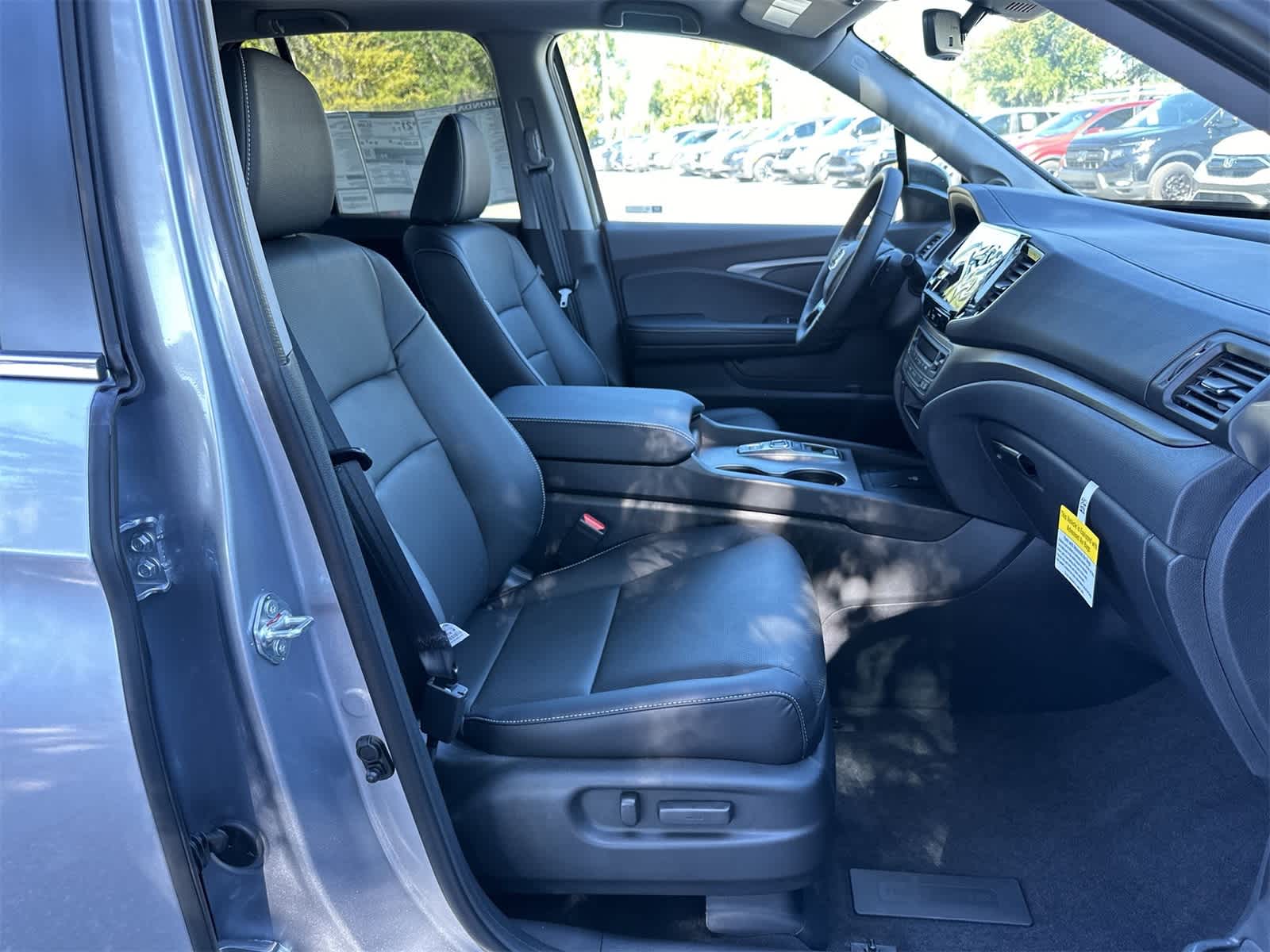 Thumbnail: 2025 Honda Ridgeline - 17