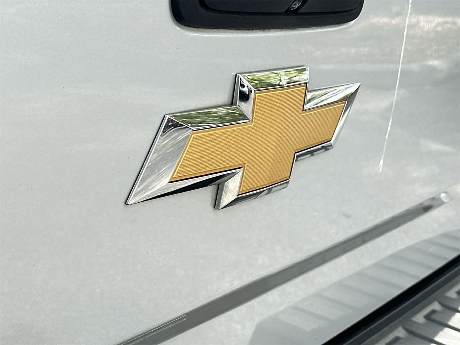 Thumbnail: 2015 Chevrolet Silverado 1500 - 10