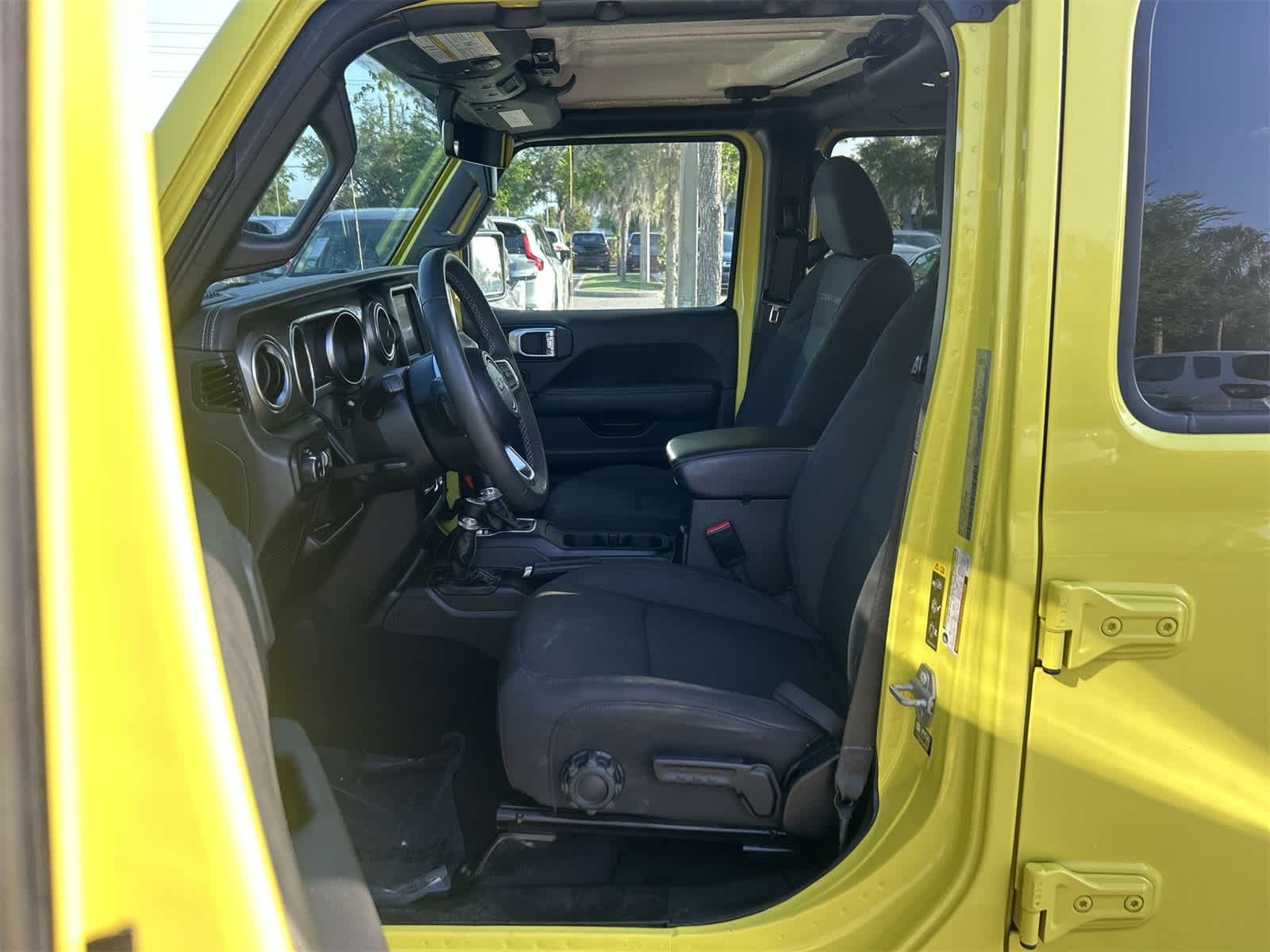 2023 Jeep Gladiator Overland 2