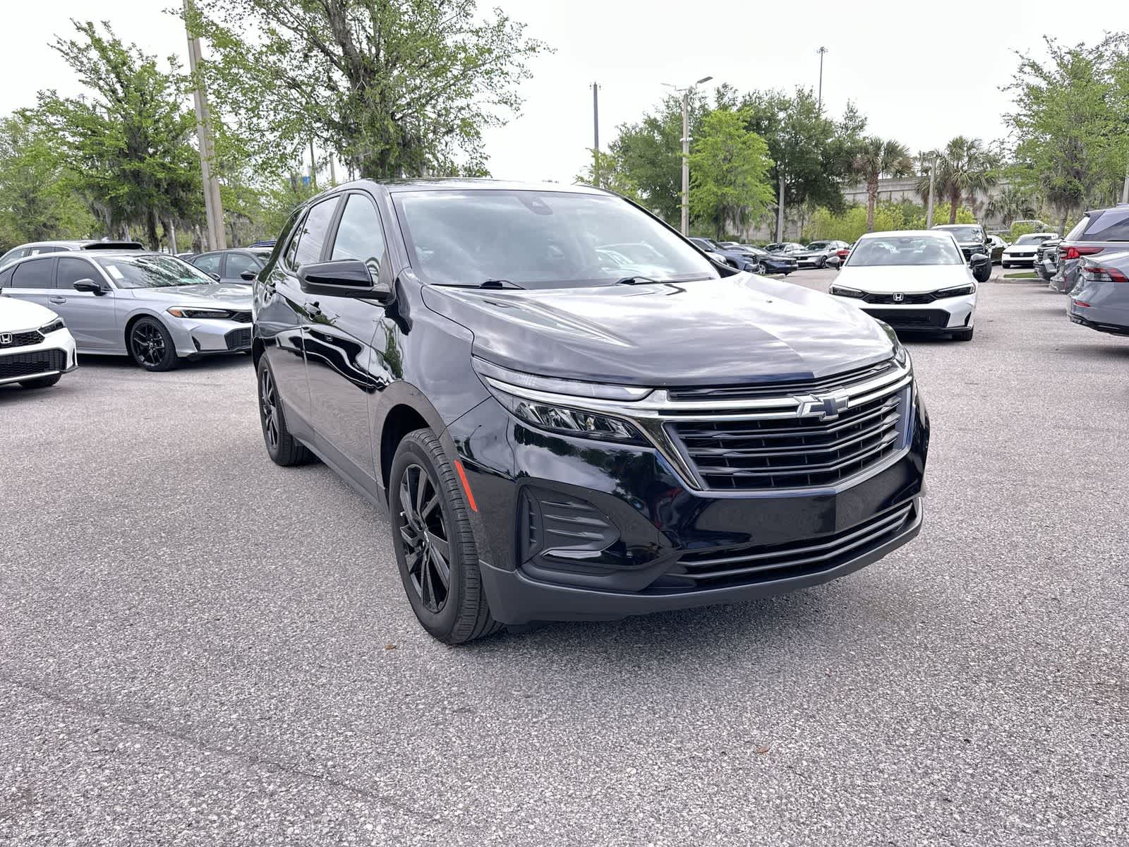 Thumbnail: 2023 Chevrolet Equinox - 8