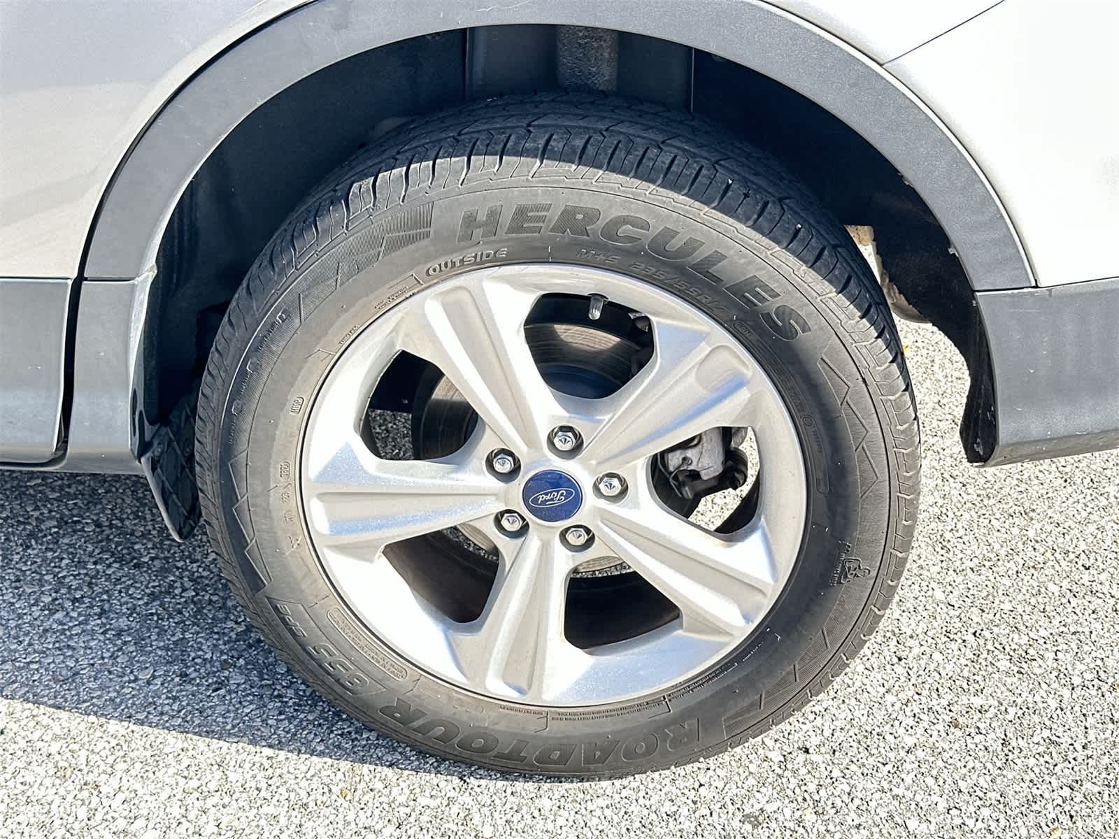 Thumbnail: 2016 Ford Escape - 12