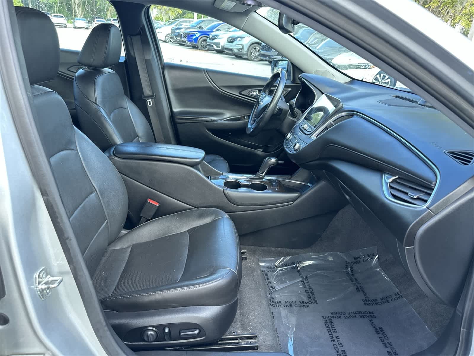 Thumbnail: 2020 Chevrolet Malibu - 17