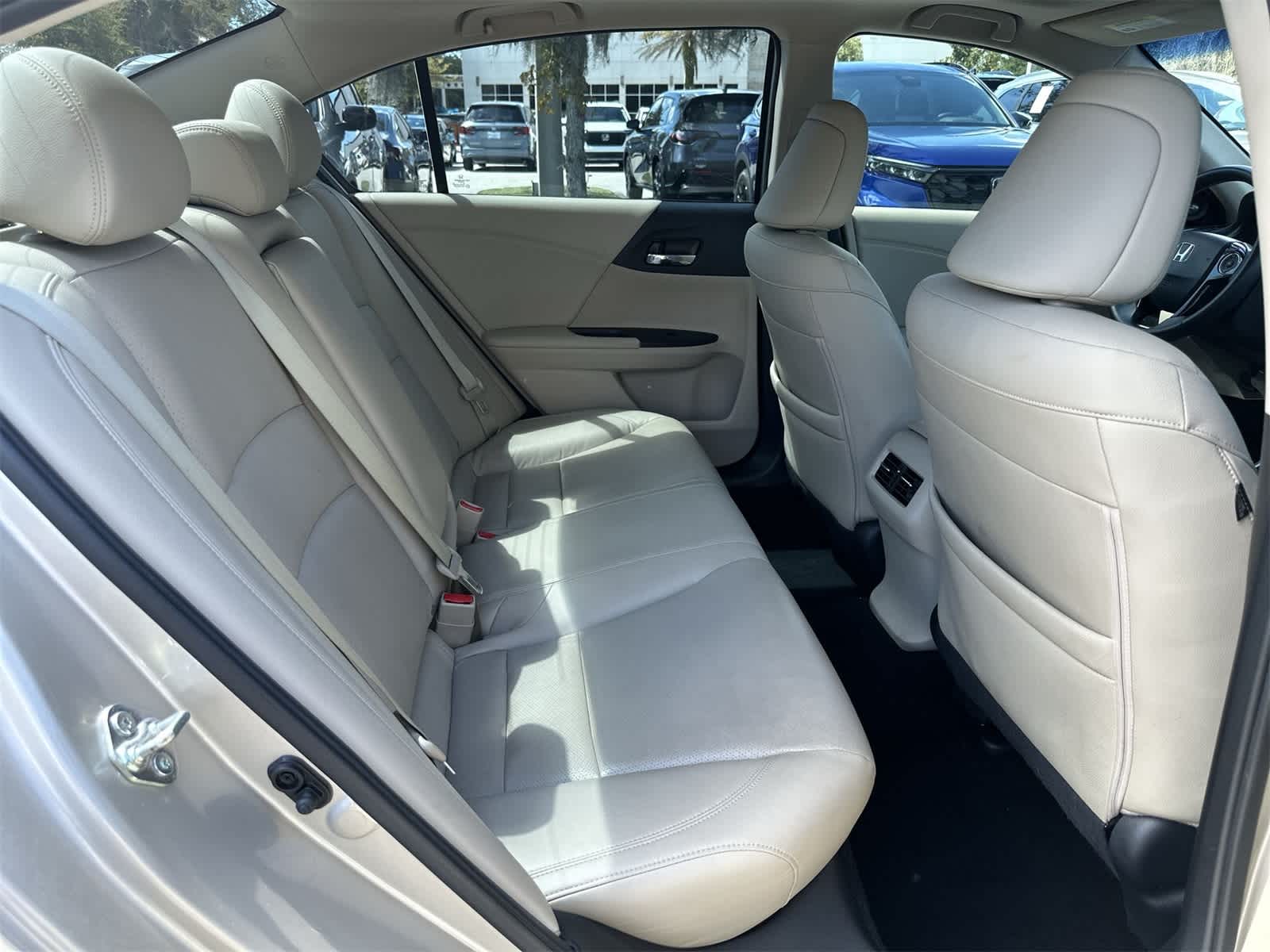 Thumbnail: 2016 Honda Accord - 16
