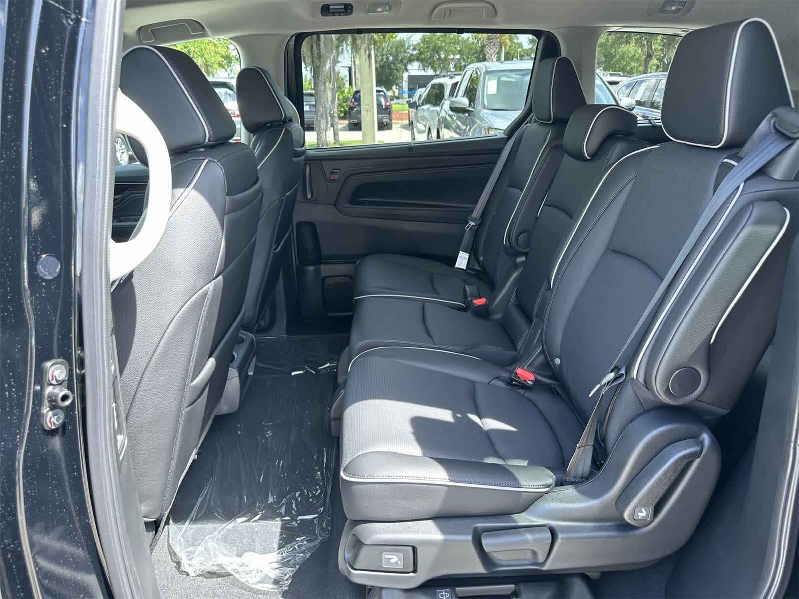 Thumbnail: 2026 Honda Odyssey - 15