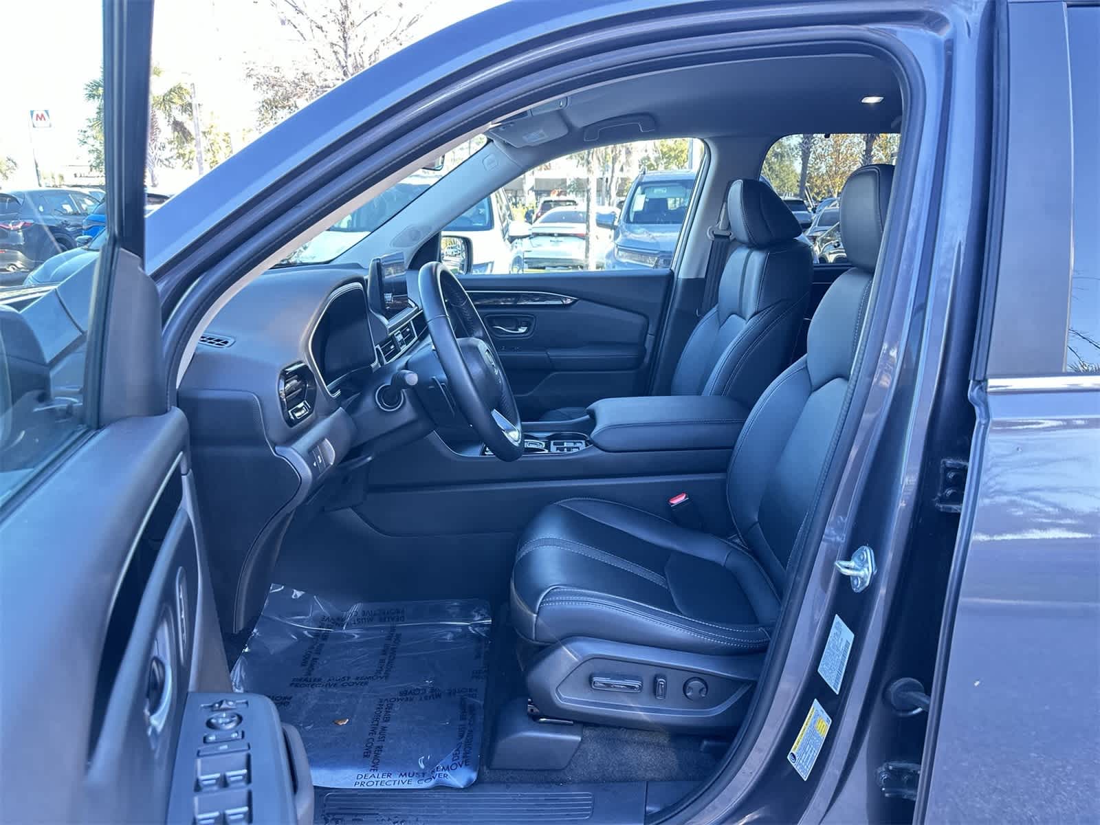 Thumbnail: 2023 Honda Pilot - 2