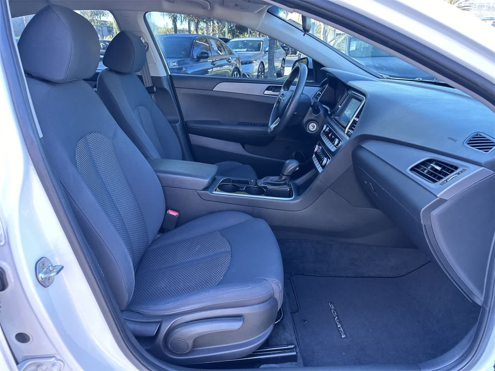 Thumbnail: 2019 Hyundai Sonata - 16
