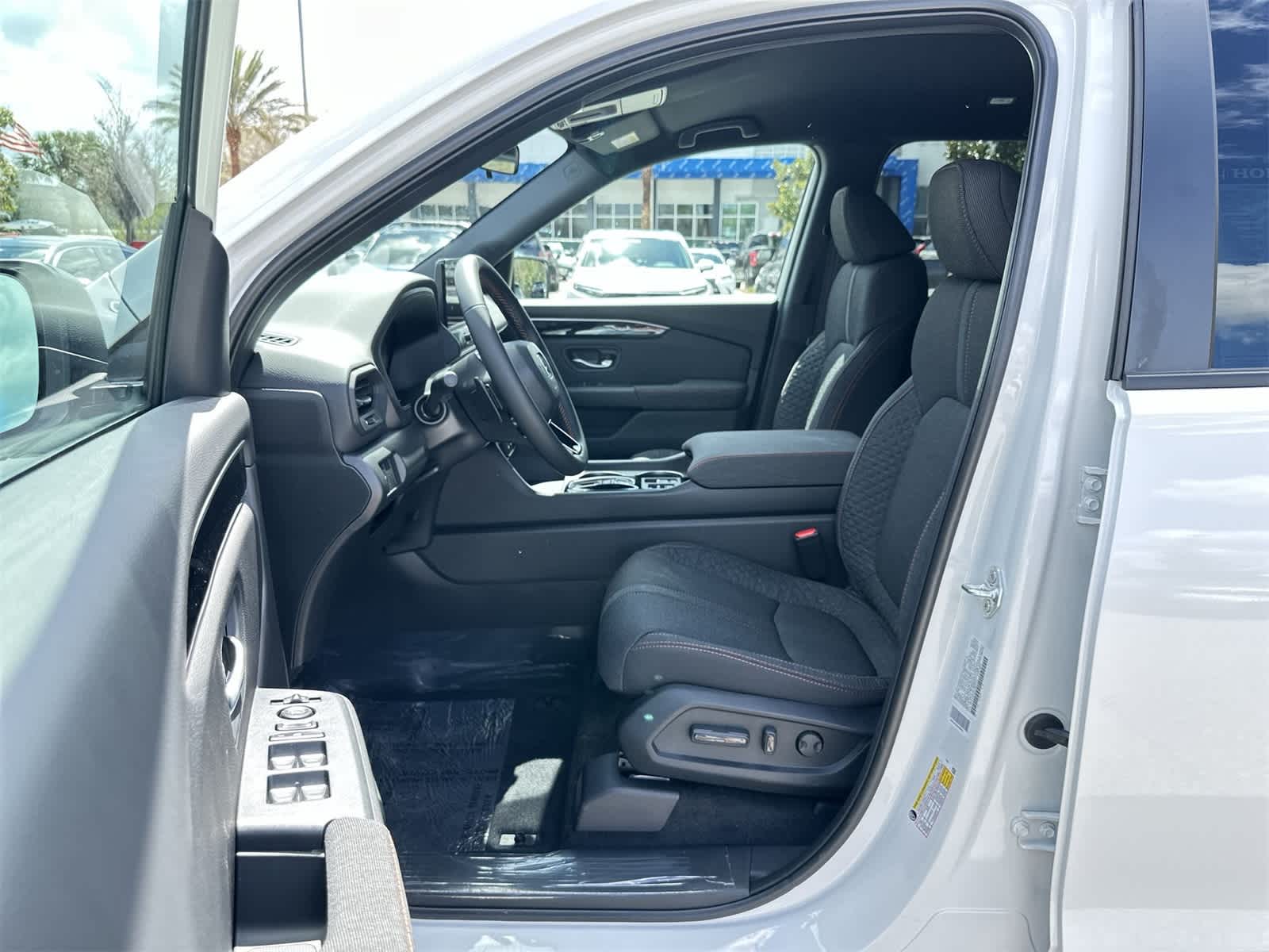 Thumbnail: 2026 Honda Pilot - 2