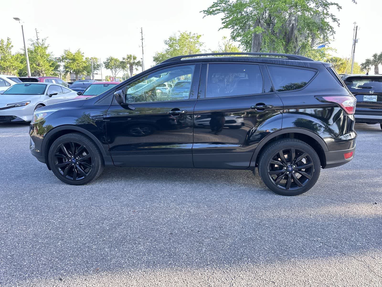 Thumbnail: 2018 Ford Escape - 3