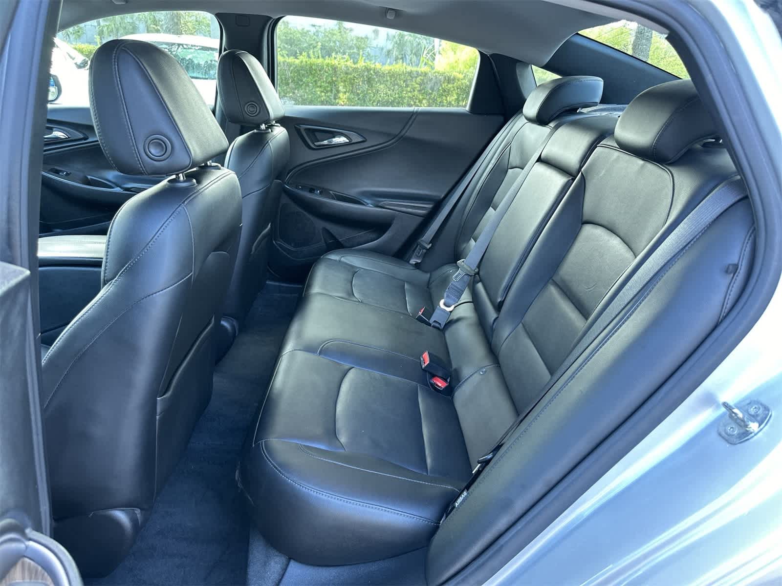 Thumbnail: 2020 Chevrolet Malibu - 15