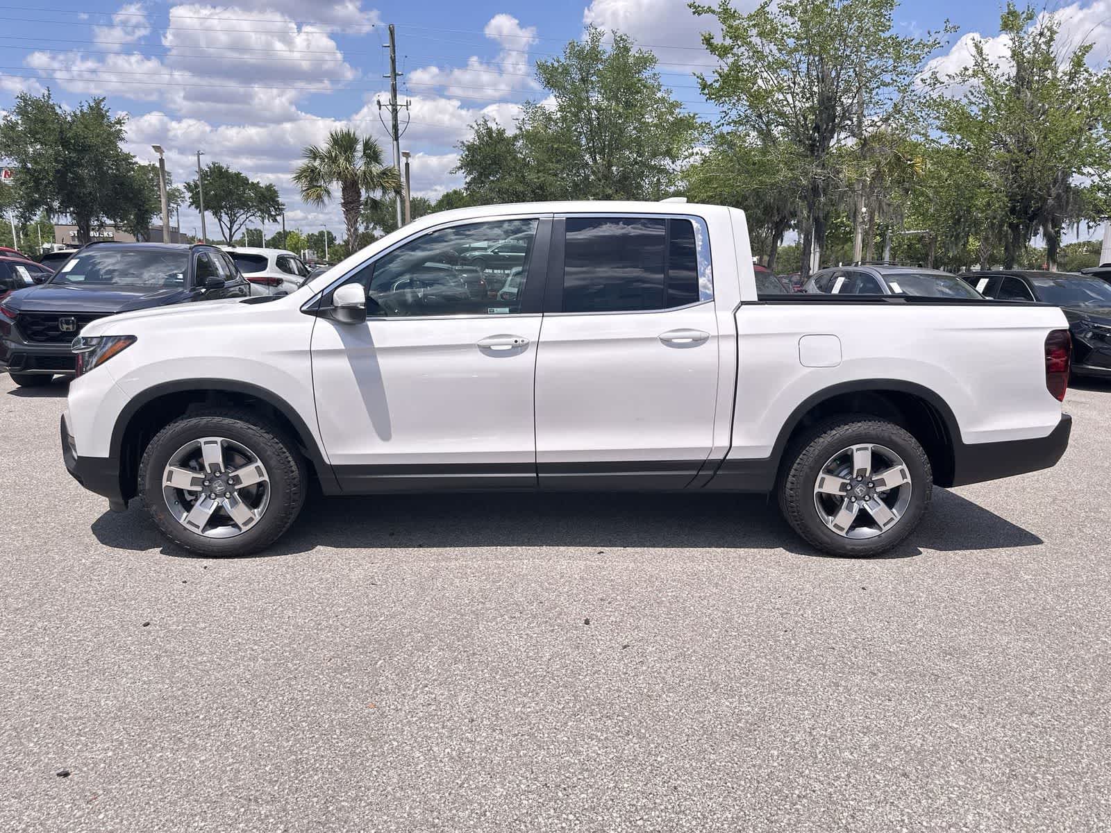 Thumbnail: 2026 Honda Ridgeline - 3