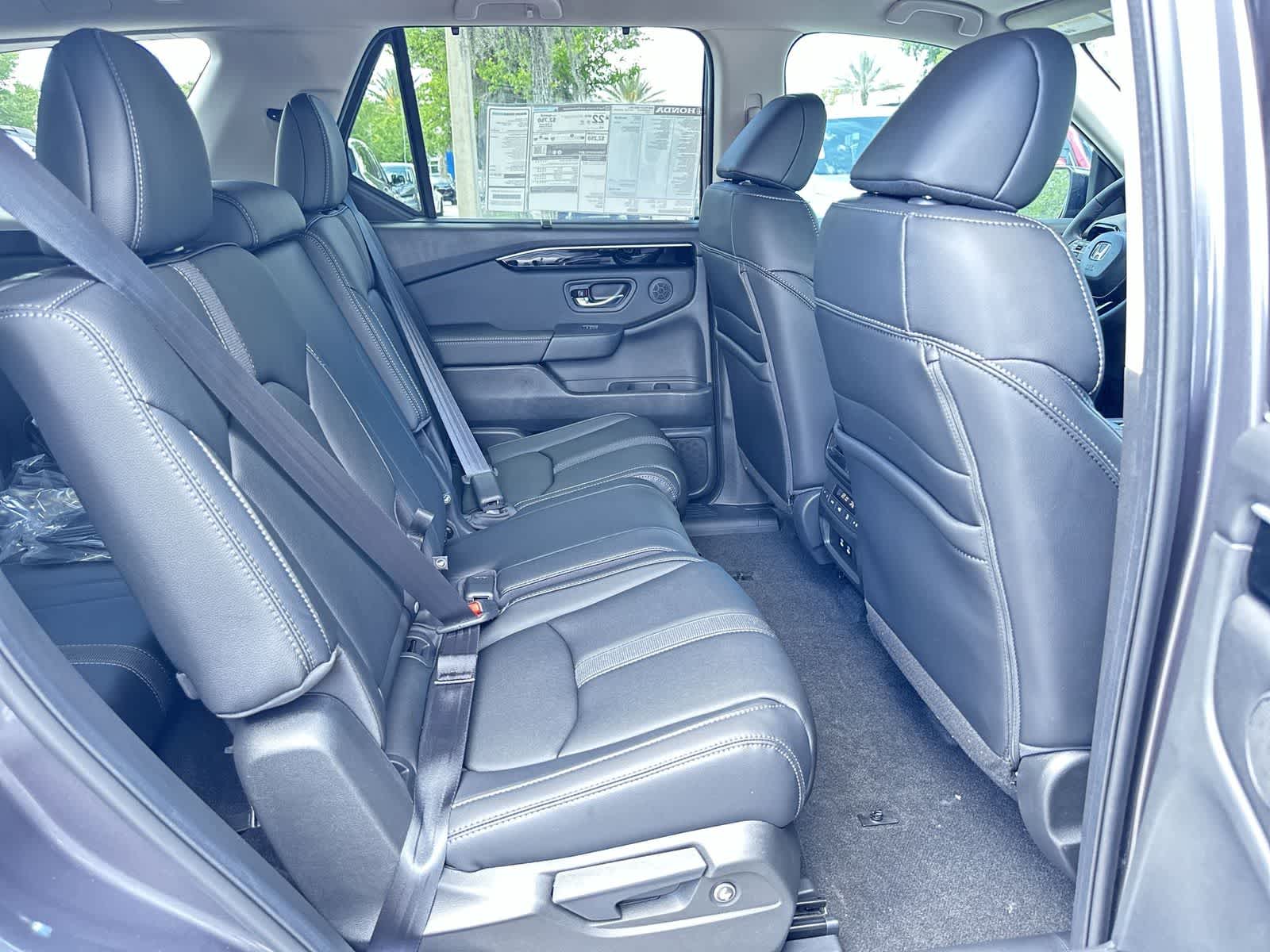 Thumbnail: 2026 Honda Pilot - 16