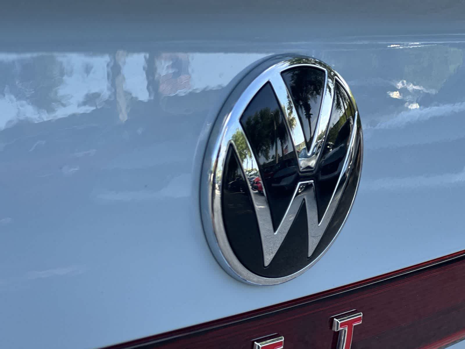 Thumbnail: 2025 Volkswagen Jetta - 10