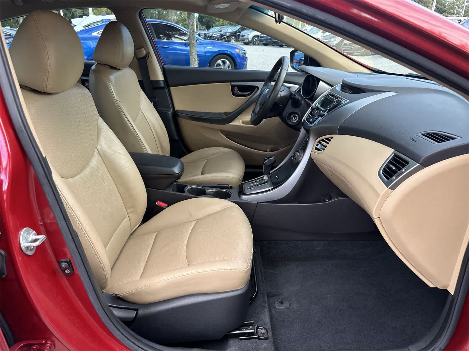 Thumbnail: 2013 Hyundai Elantra - 17