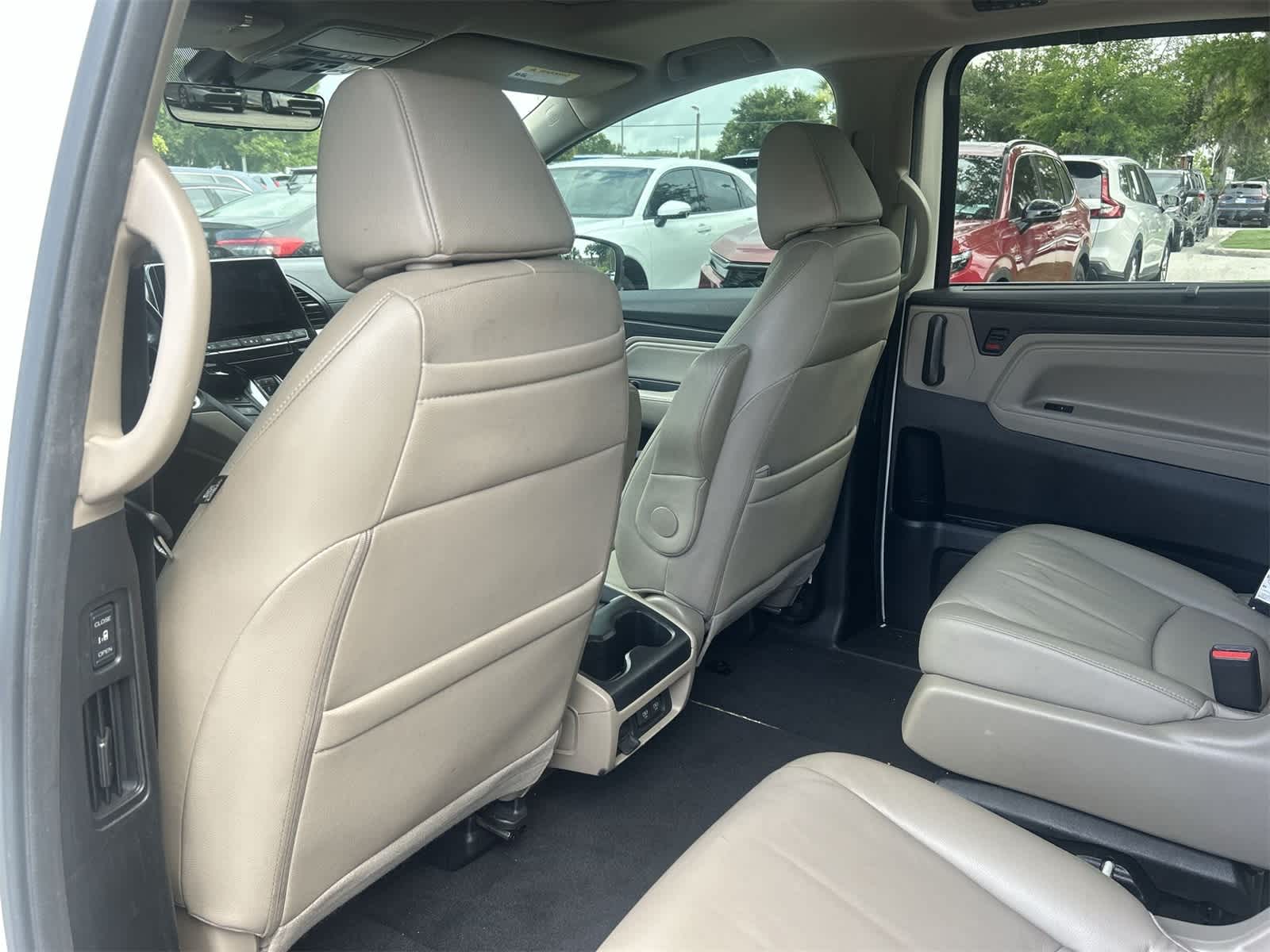 Thumbnail: 2019 Honda Odyssey - 16