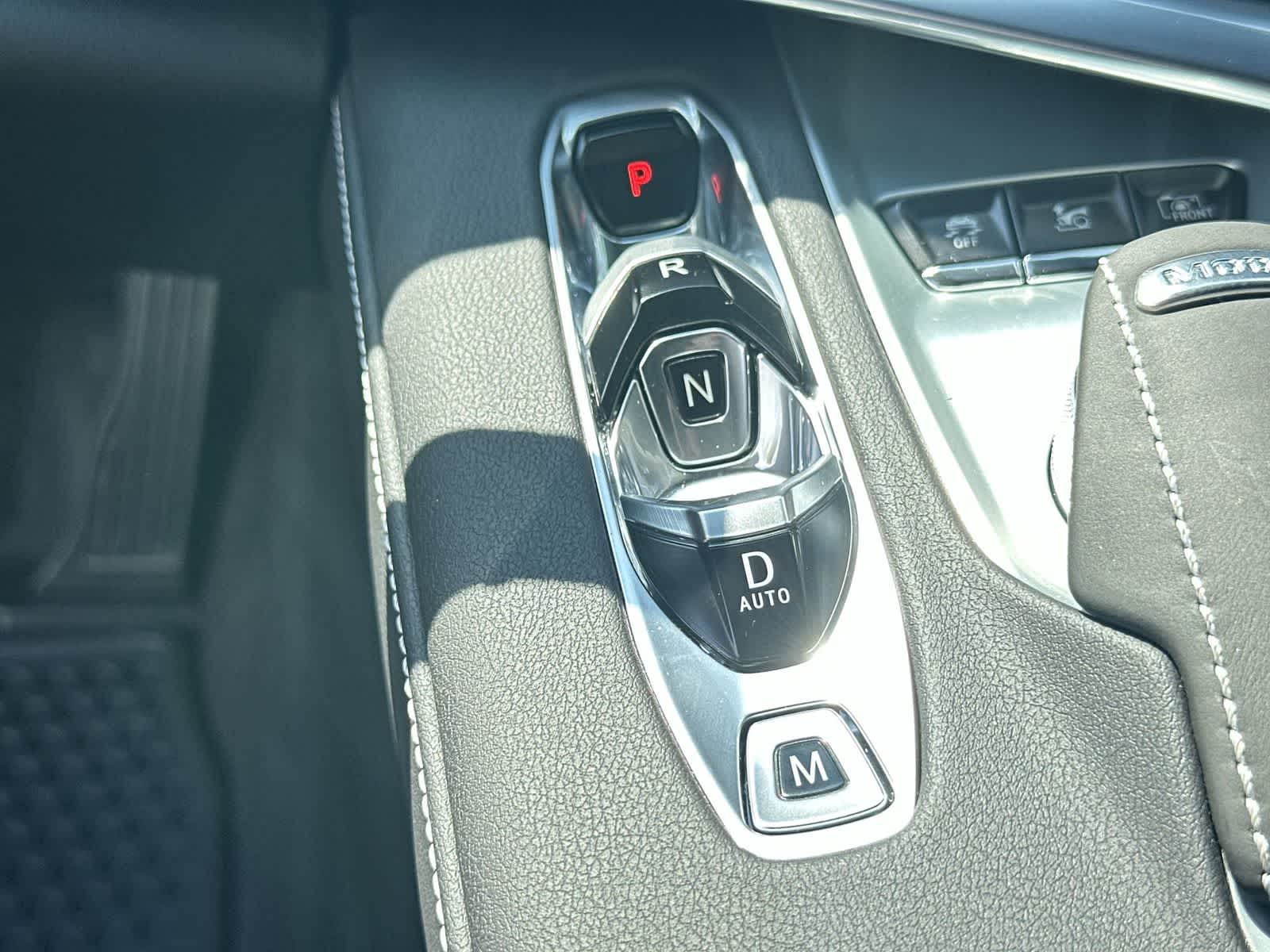 Thumbnail: 2023 Chevrolet Corvette - 18