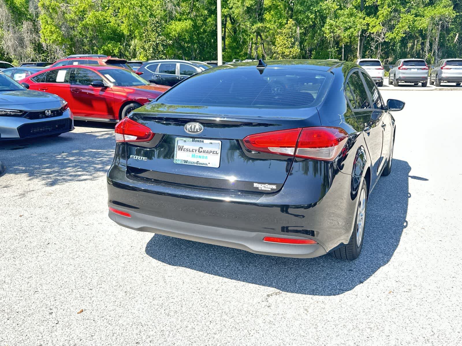 Thumbnail: 2017 Kia Forte - 6