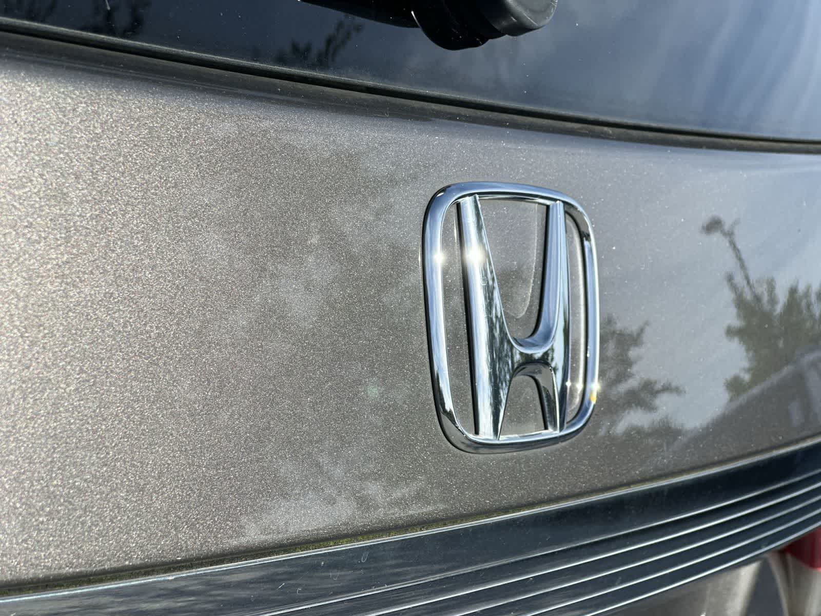 Thumbnail: 2016 Honda Odyssey - 10