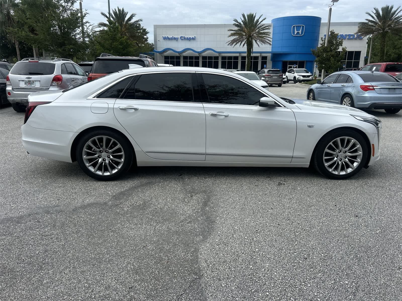 Thumbnail: 2020 Cadillac CT6 - 6