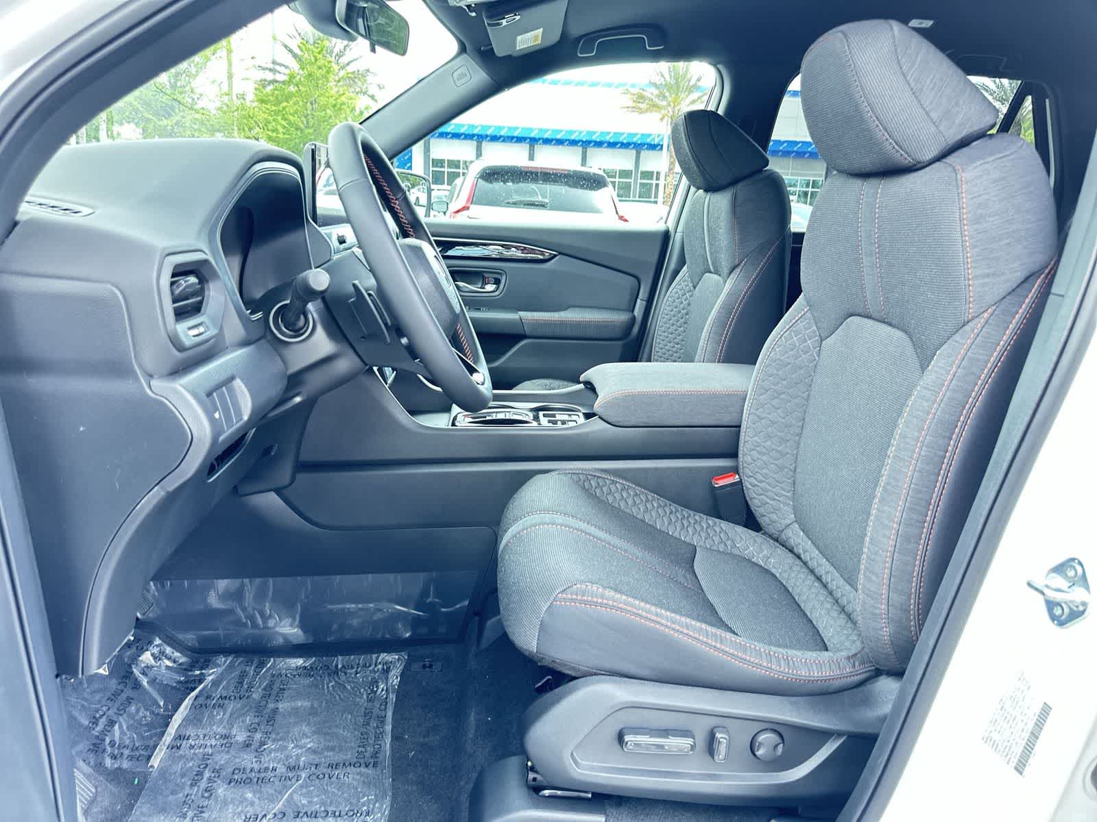 Thumbnail: 2026 Honda Pilot - 13