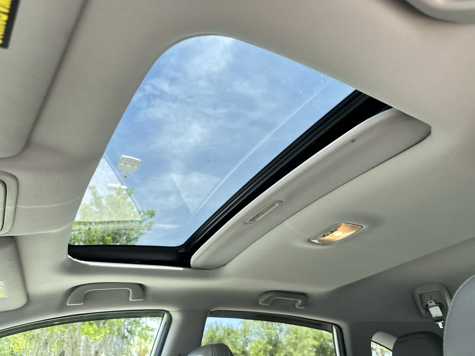 Thumbnail: 2011 Honda CR-V - 15