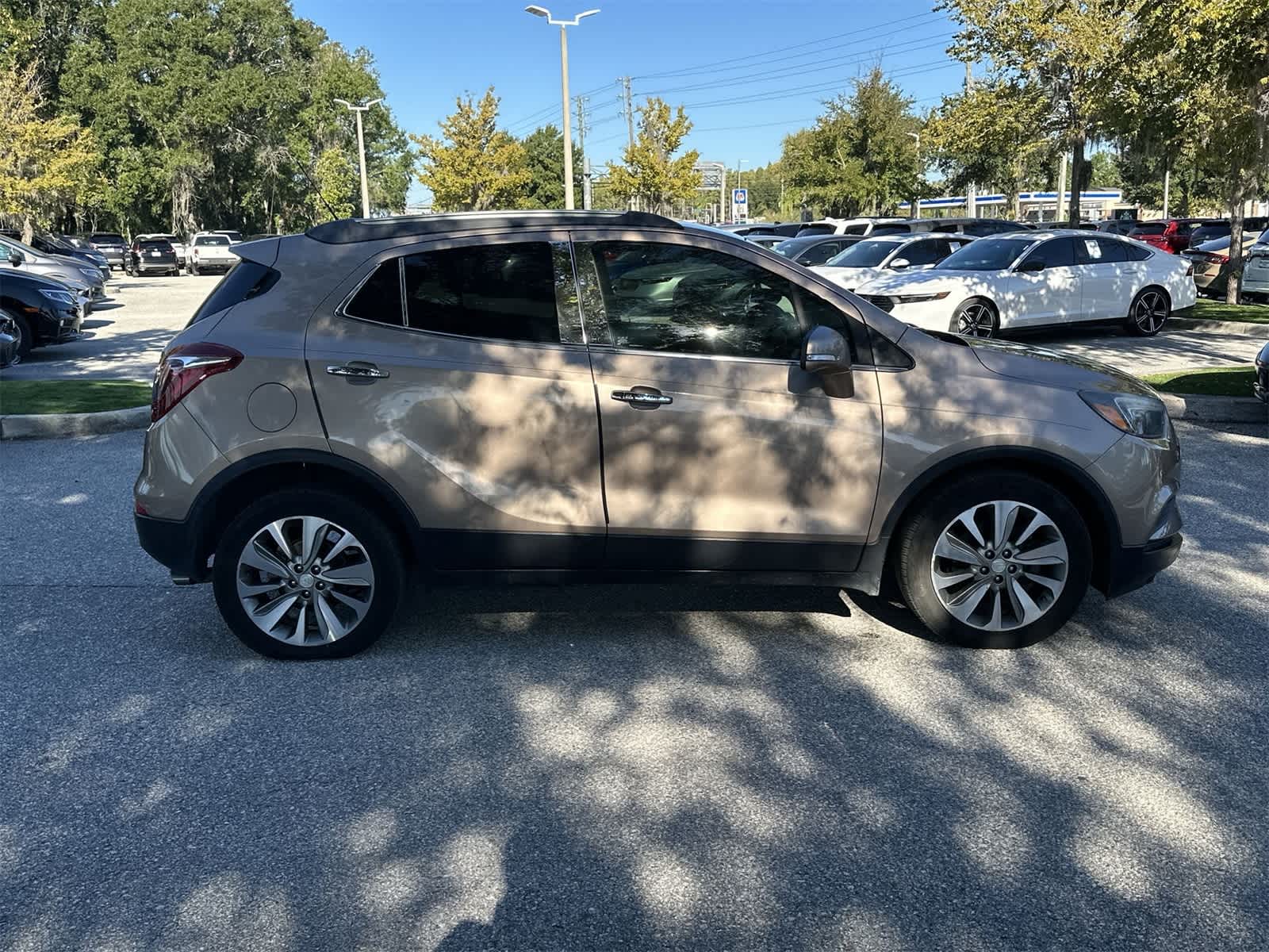 Thumbnail: 2018 Buick Encore - 7