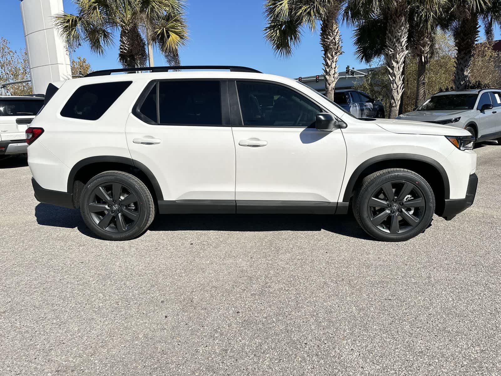 Thumbnail: 2026 Honda Pilot - 7