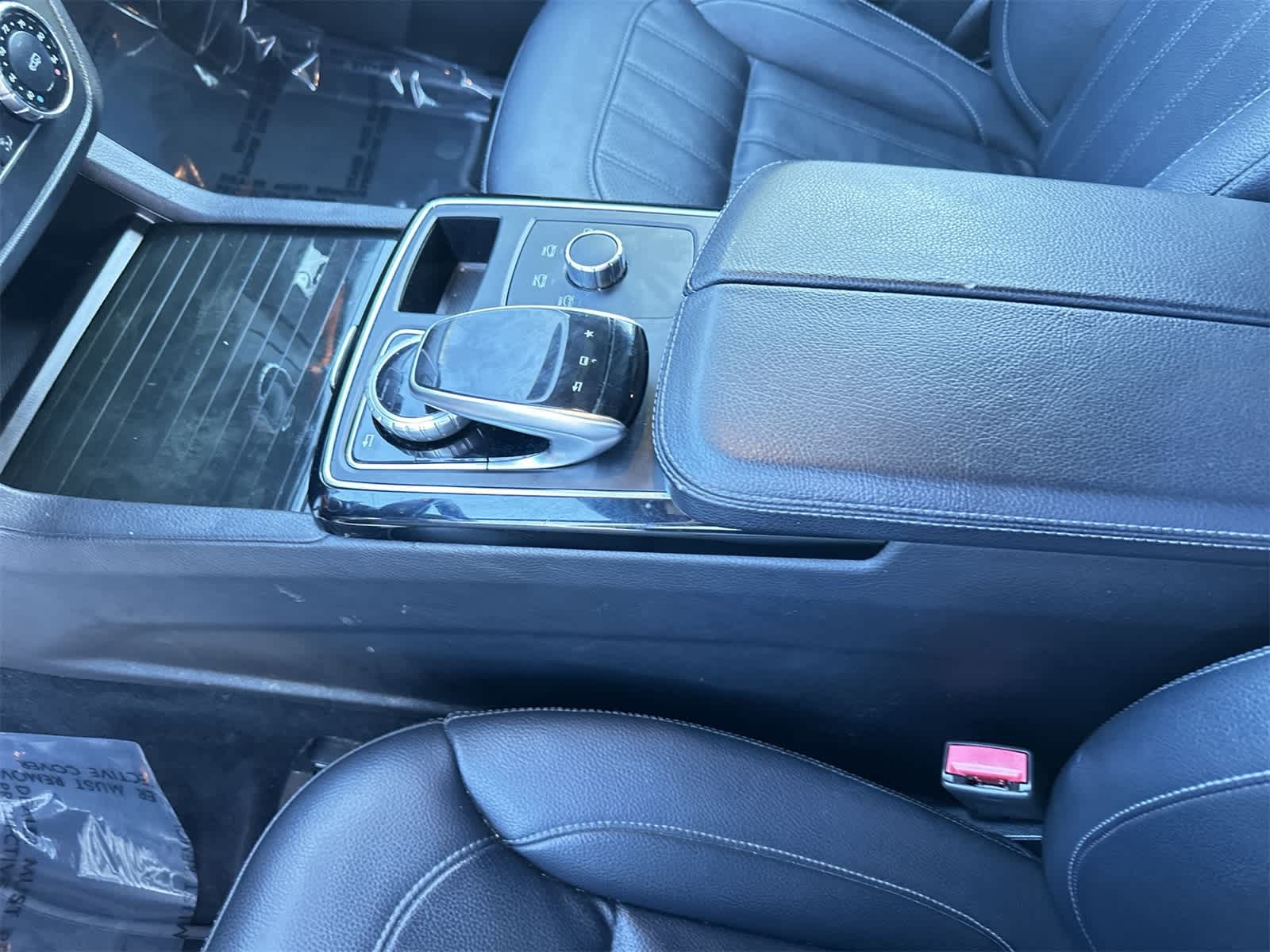 Thumbnail: 2016 Mercedes-Benz GLE - 19