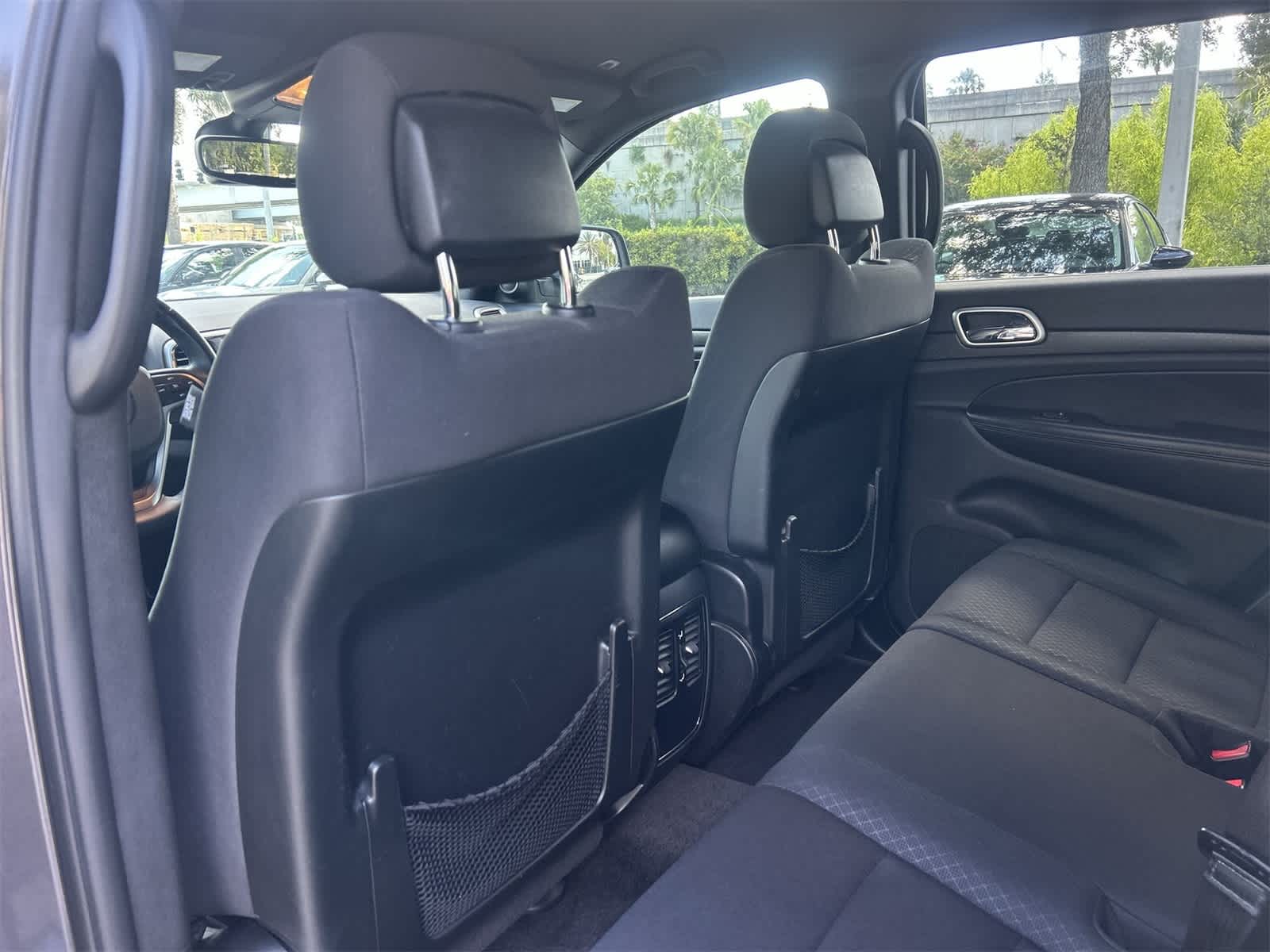 Thumbnail: 2018 Jeep Grand Cherokee - 14