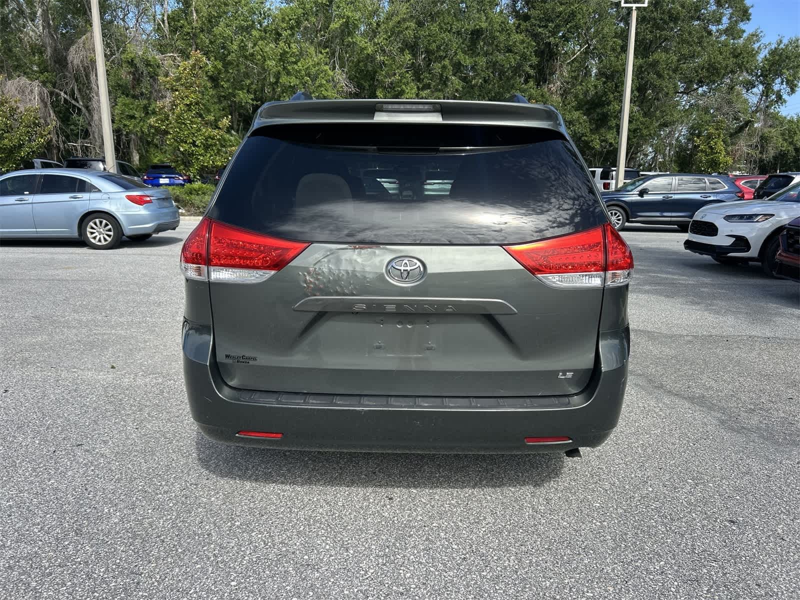 Thumbnail: 2011 Toyota Sienna - 5