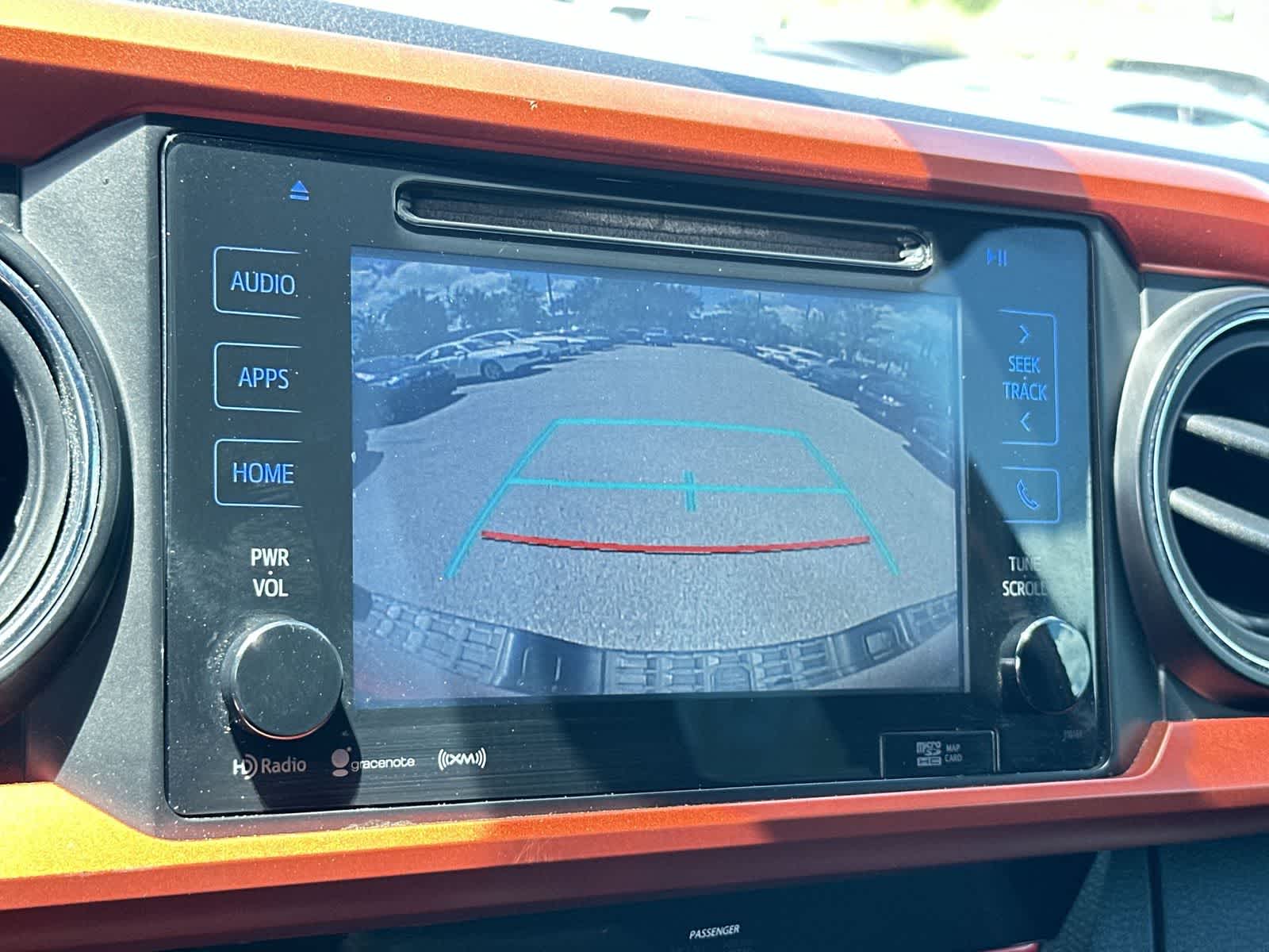 Thumbnail: 2016 Toyota Tacoma - 20