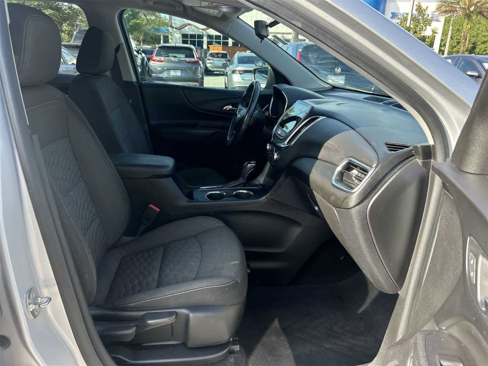 Thumbnail: 2019 Chevrolet Equinox - 17
