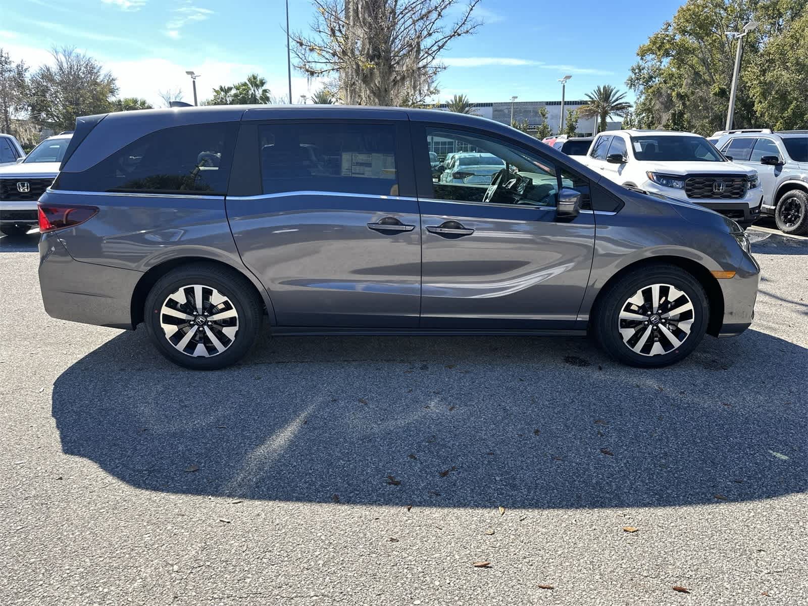 Thumbnail: 2026 Honda Odyssey - 7
