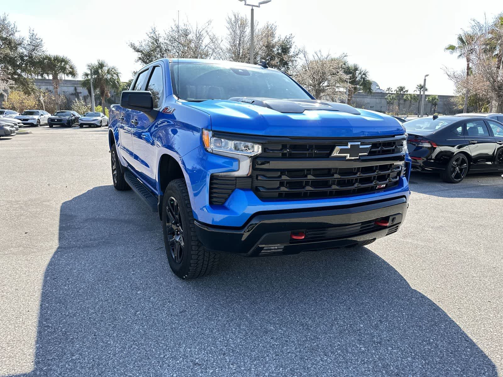 Thumbnail: 2025 Chevrolet Silverado 1500 - 8