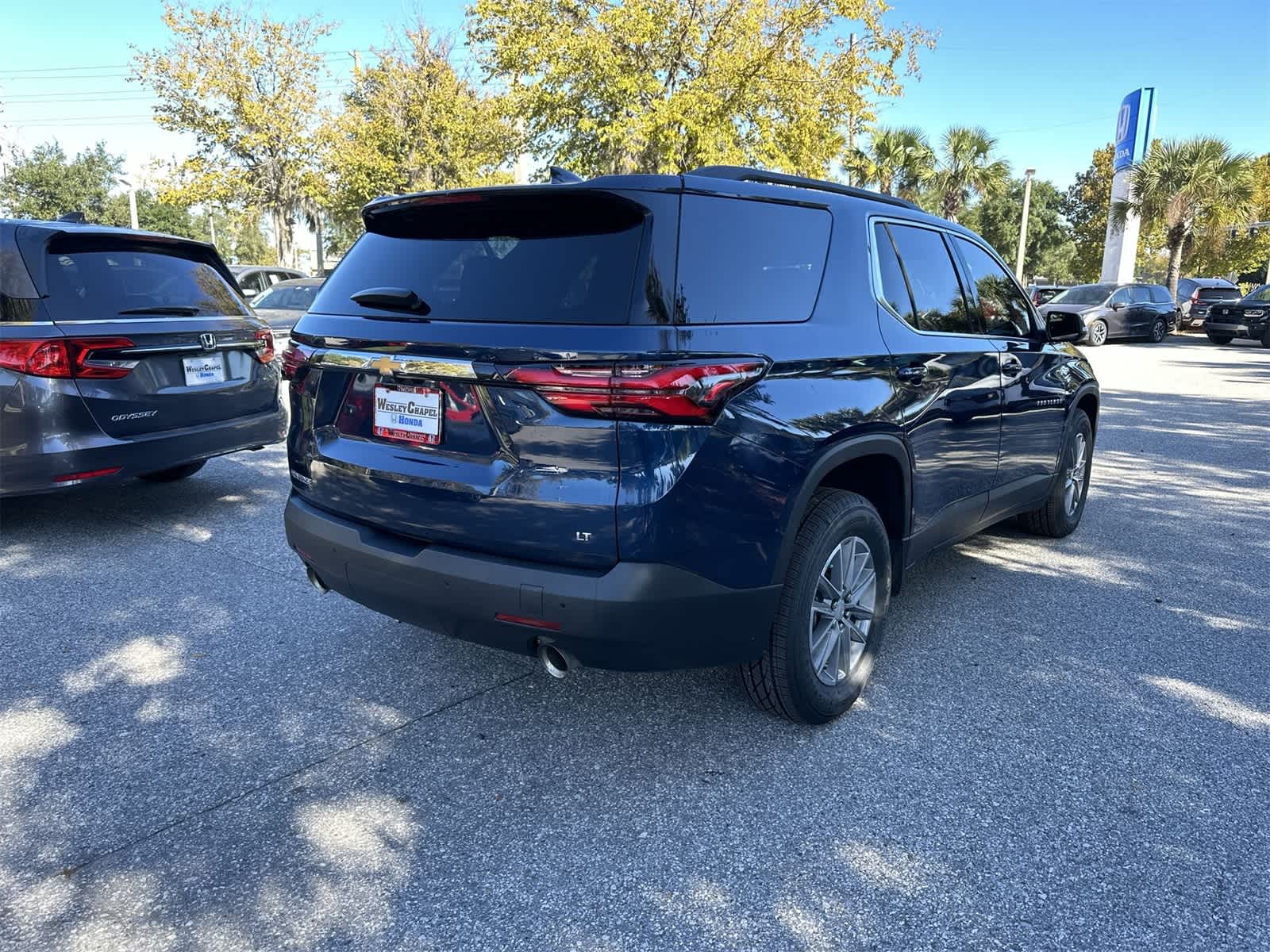 Thumbnail: 2022 Chevrolet Traverse - 6