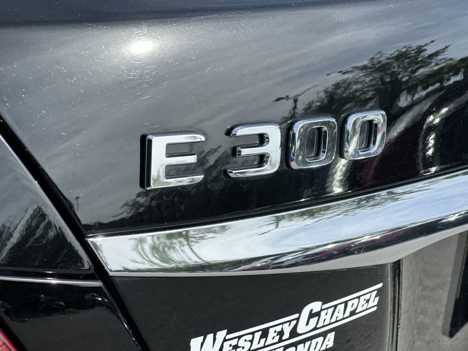 Thumbnail: 2017 Mercedes-Benz E-Class - 11
