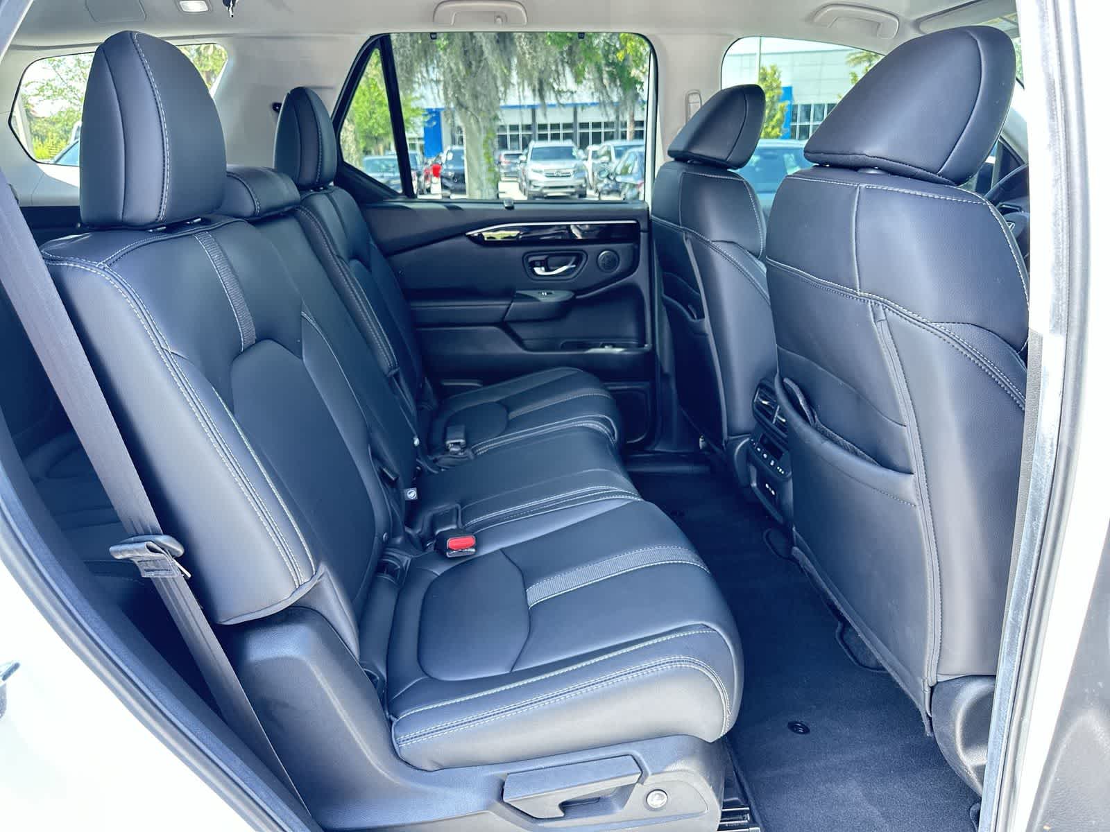 Thumbnail: 2025 Honda Pilot - 16