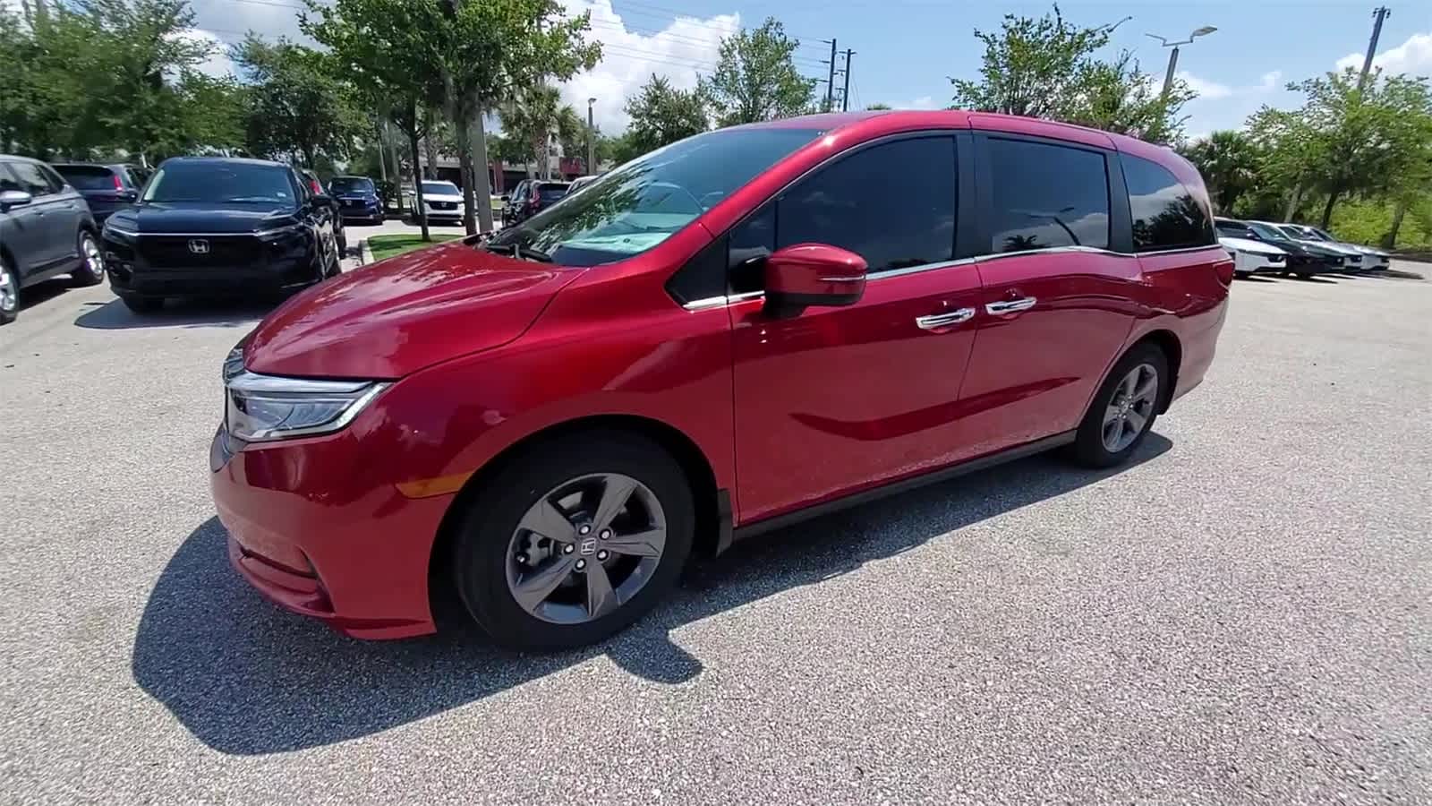 Thumbnail: 2023 Honda Odyssey - 4