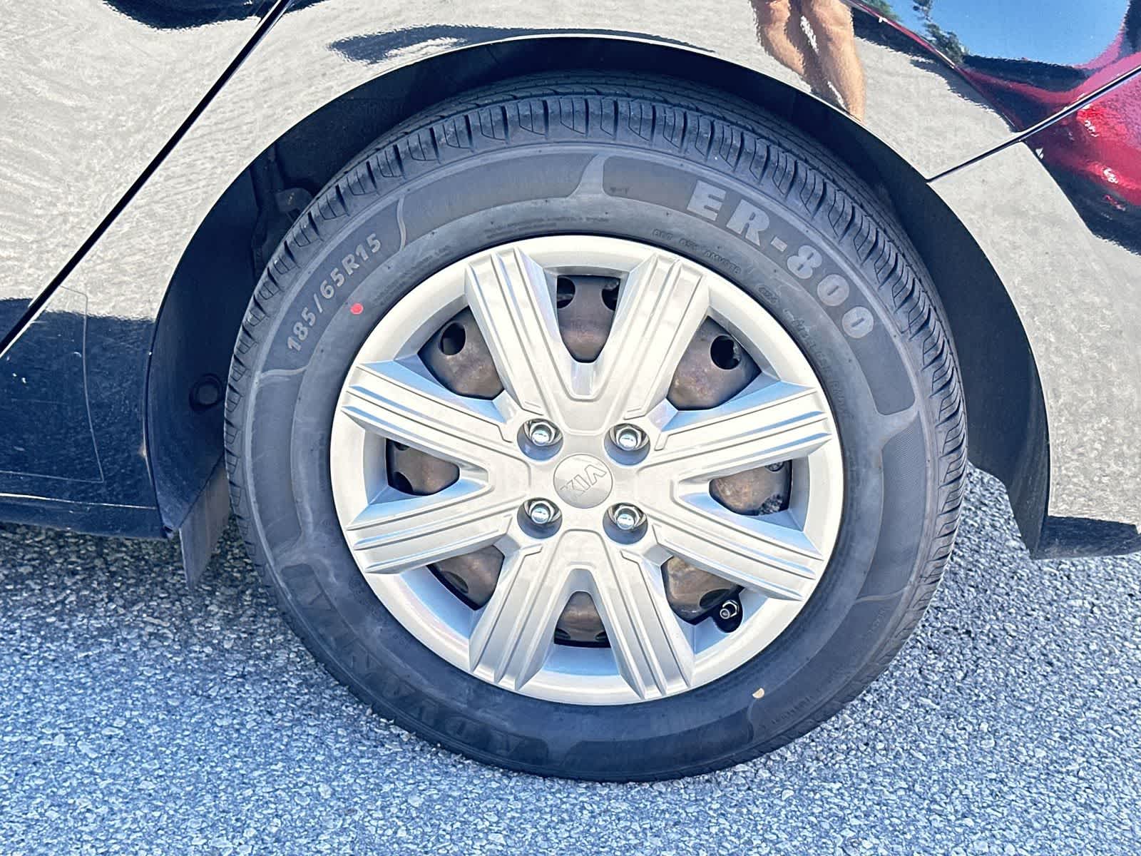 Thumbnail: 2021 Kia Rio - 12