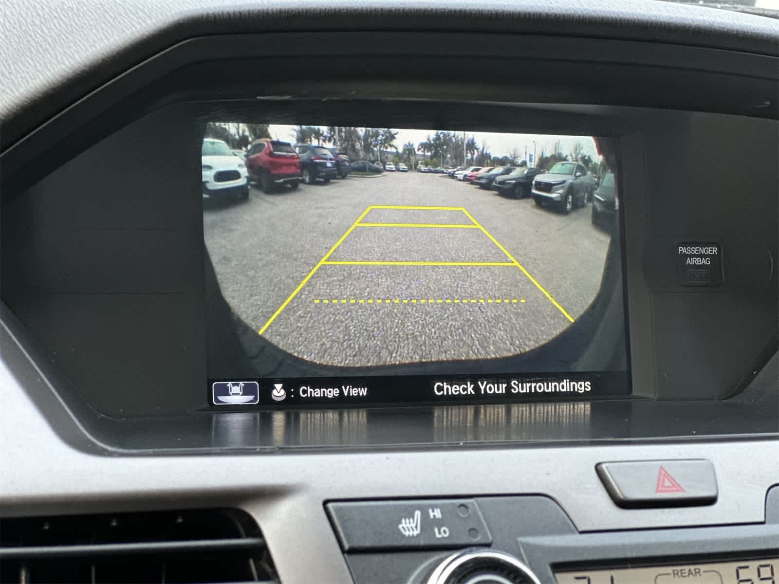 Thumbnail: 2015 Honda Odyssey - 21