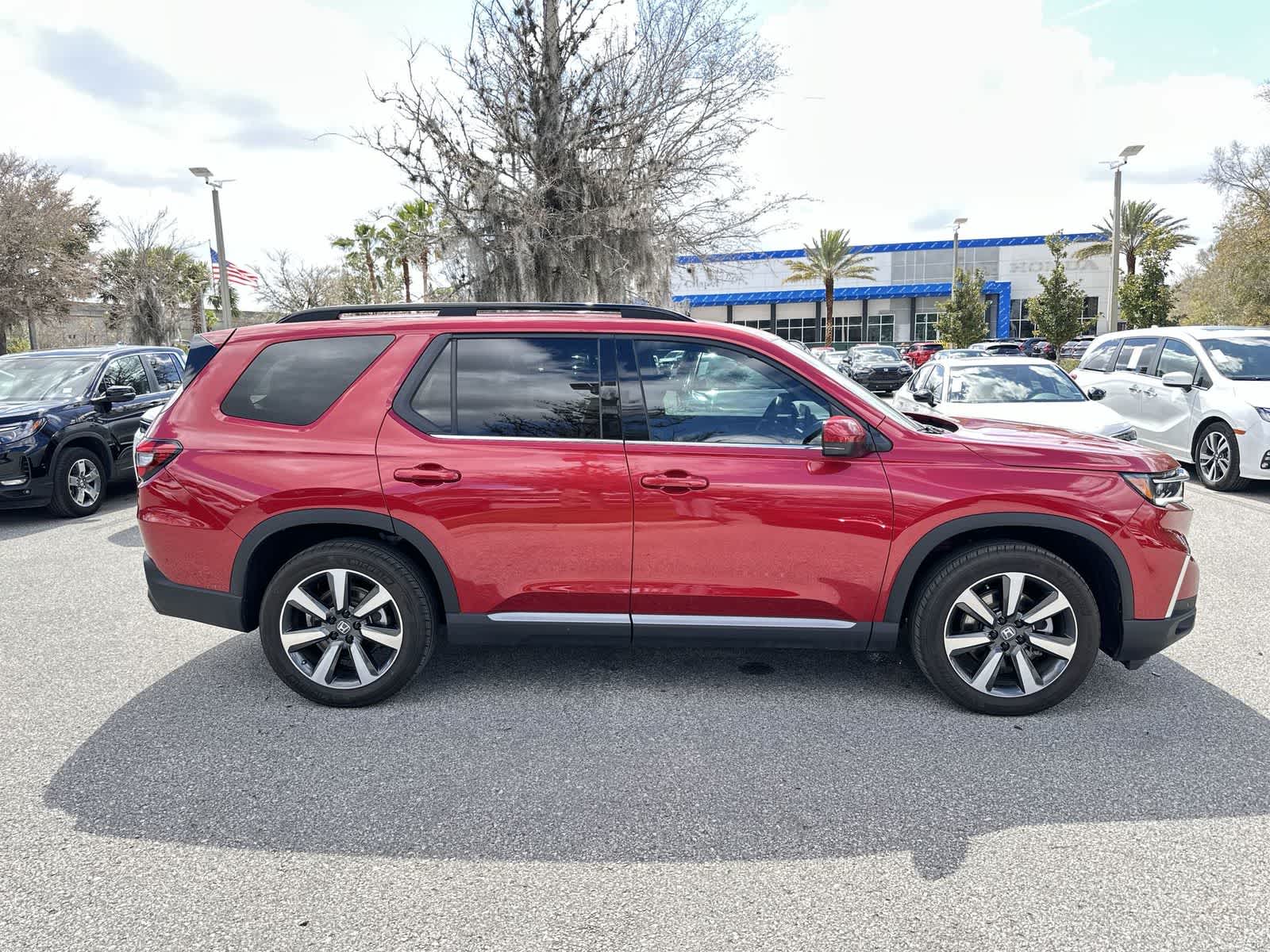 Thumbnail: 2025 Honda Pilot - 7