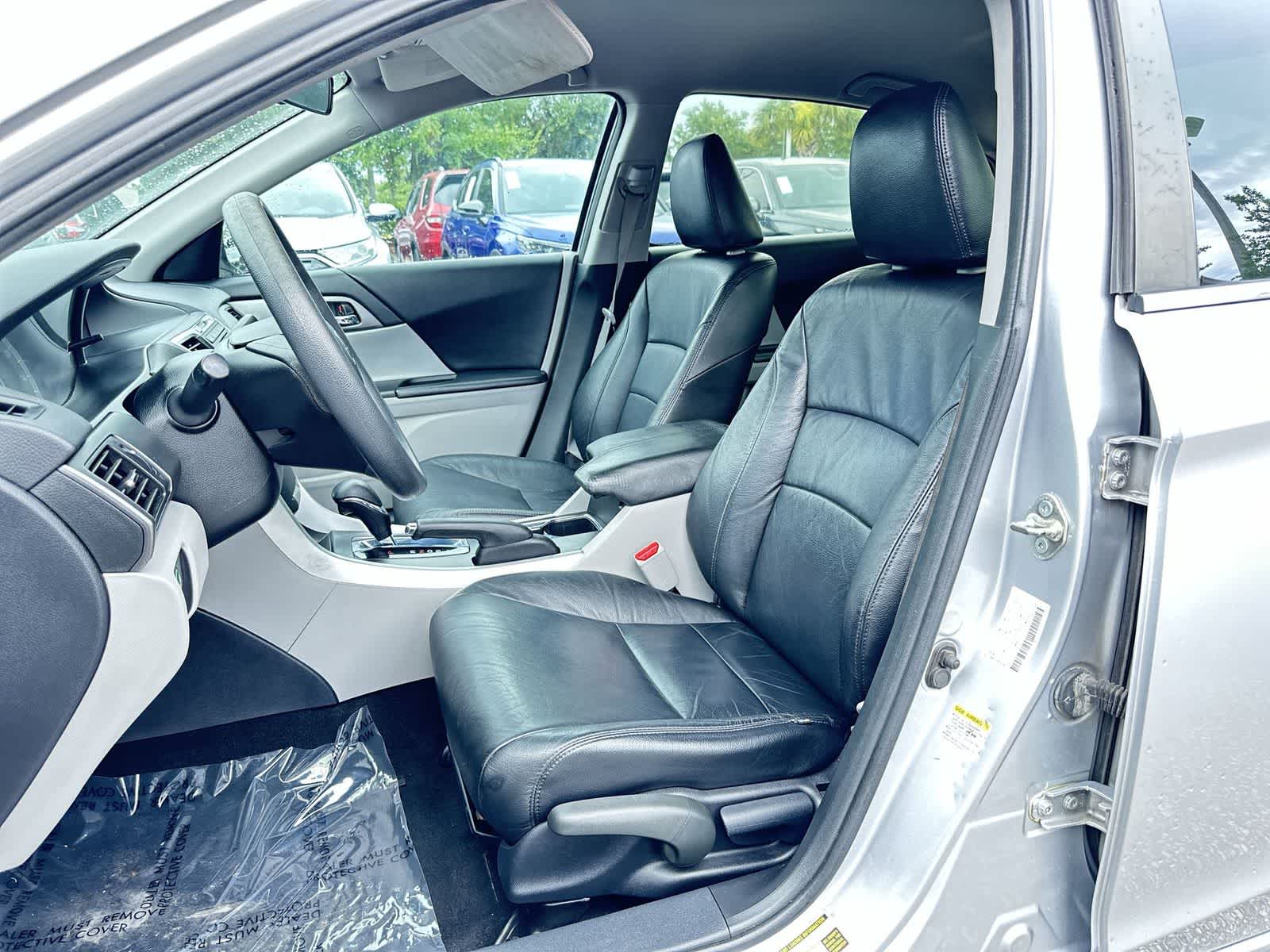 Thumbnail: 2013 Honda Accord - 14
