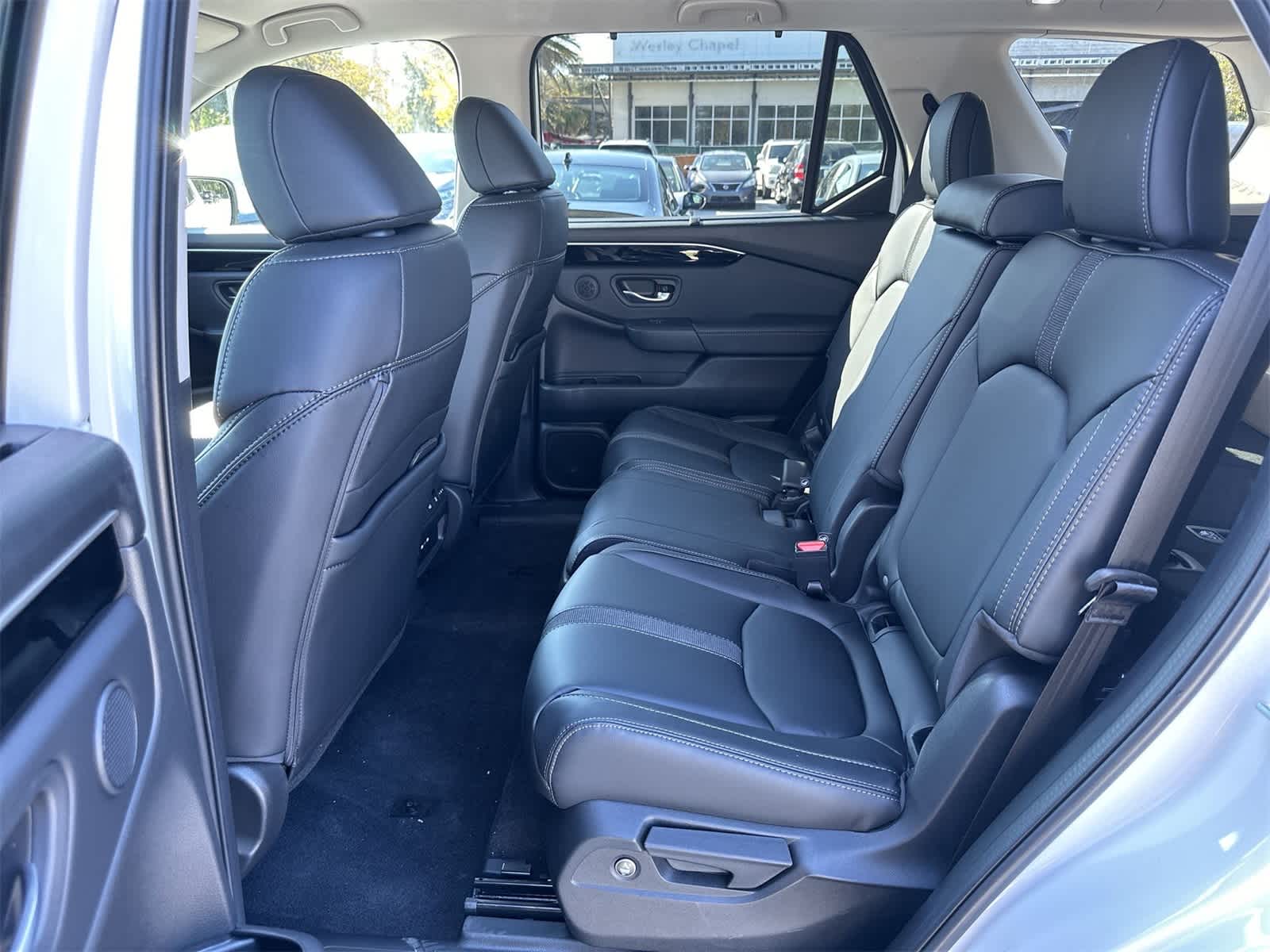 Thumbnail: 2025 Honda Pilot - 15