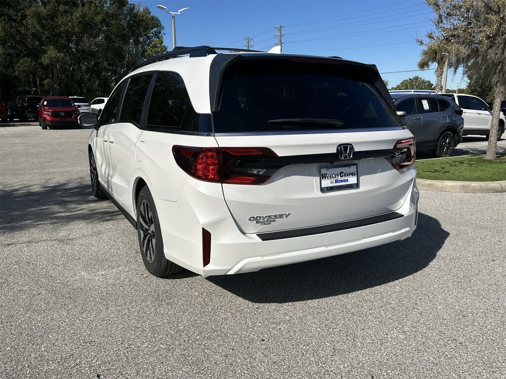 New 2026 Honda Odyssey EX-L Van Passenger