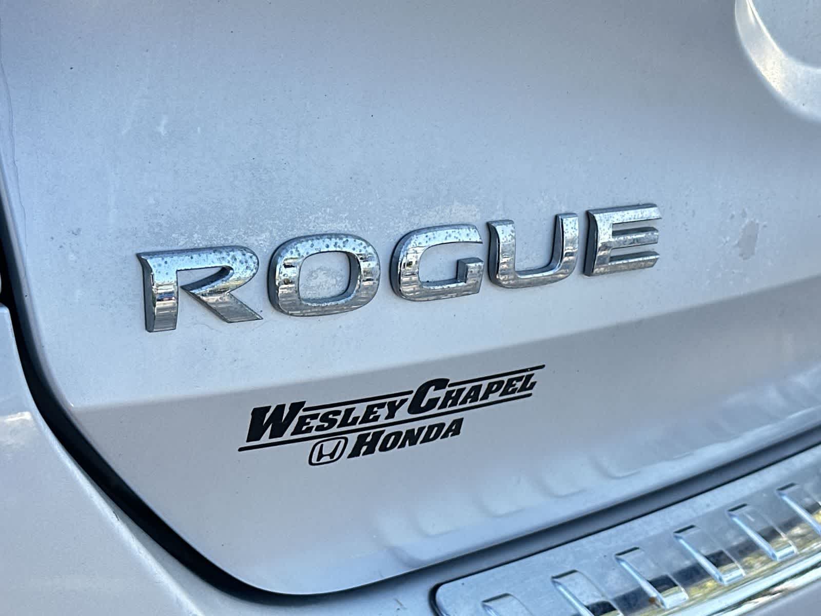 Thumbnail: 2015 Nissan Rogue - 11