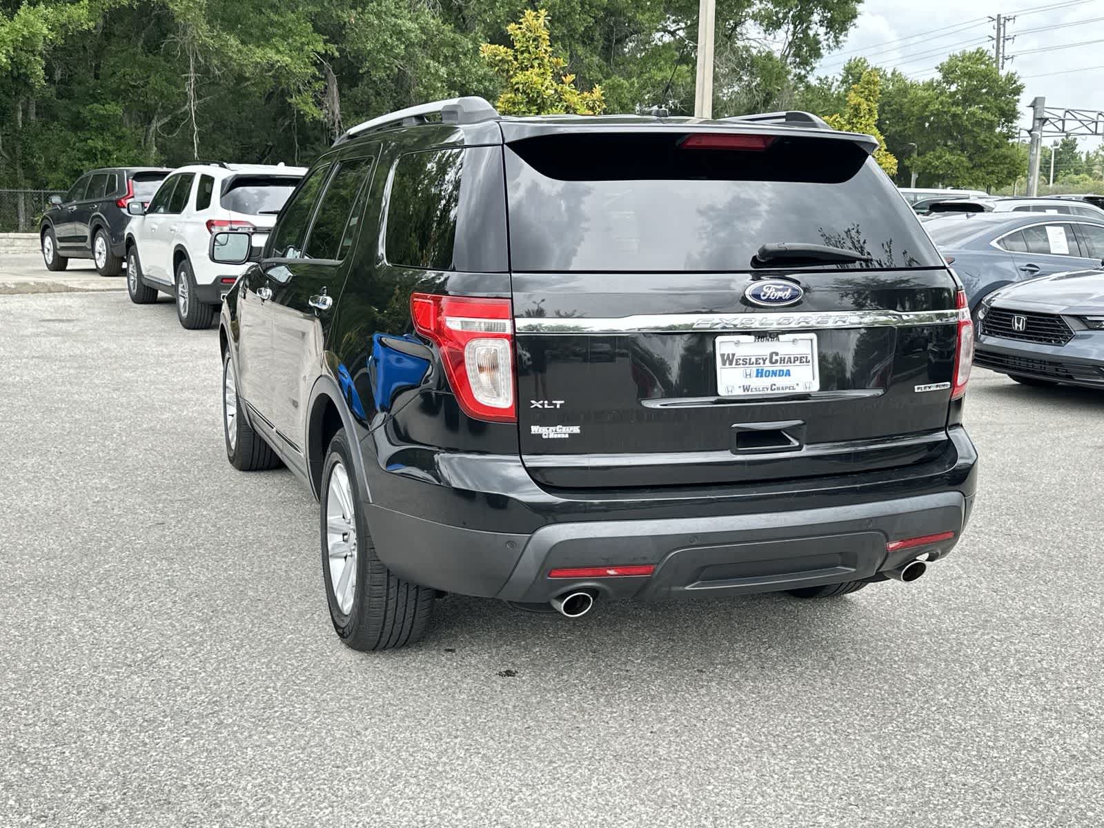 Thumbnail: 2013 Ford Explorer - 4