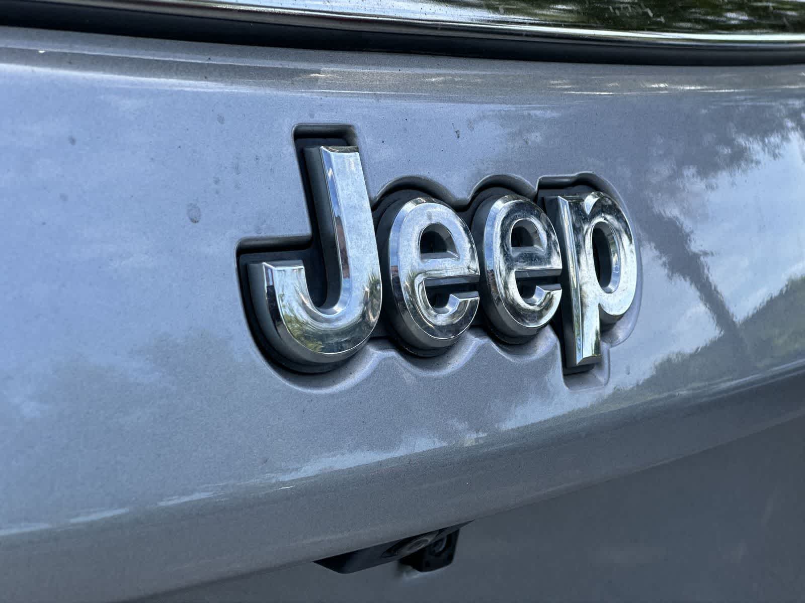 Thumbnail: 2022 Jeep Compass - 10