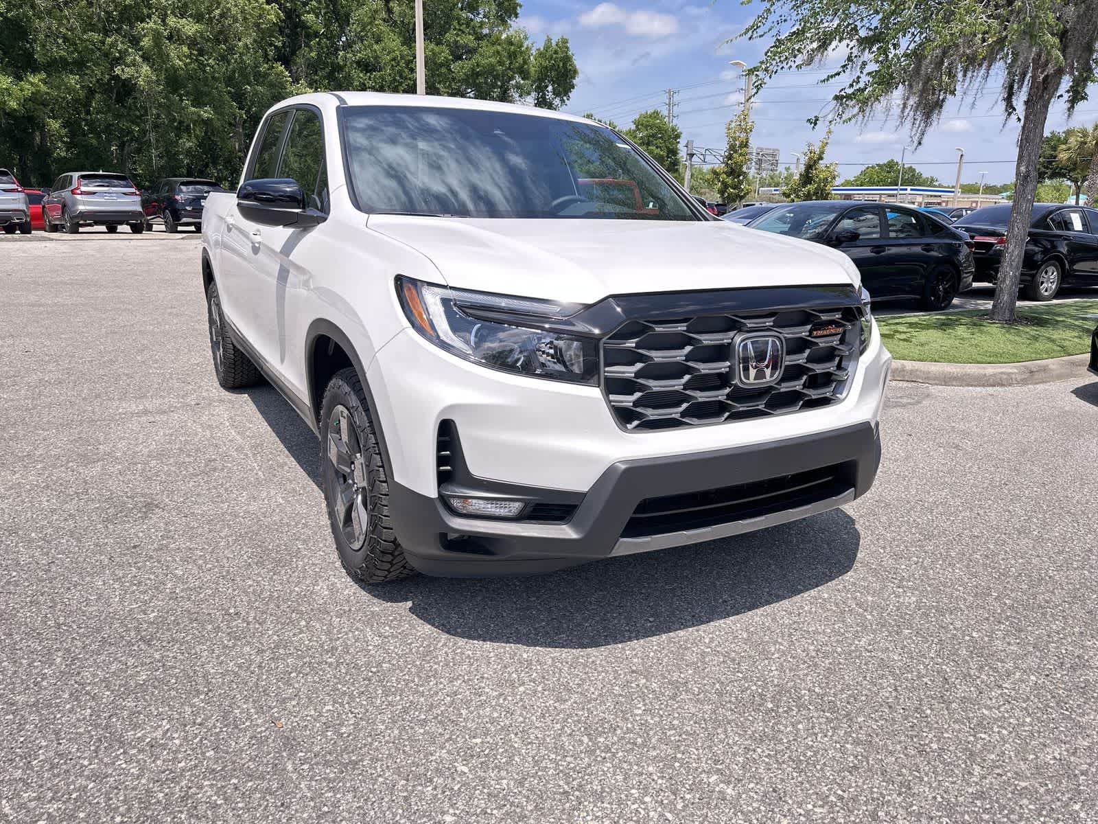 Thumbnail: 2026 Honda Ridgeline - 8