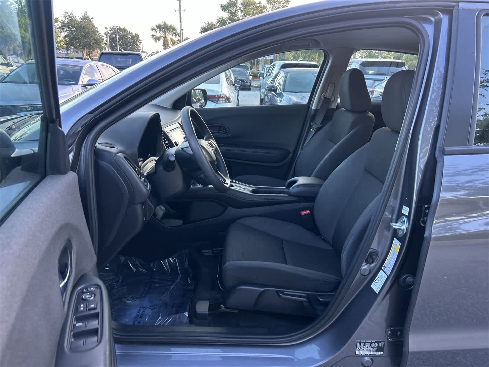 Thumbnail: 2022 Honda HR-V - 2