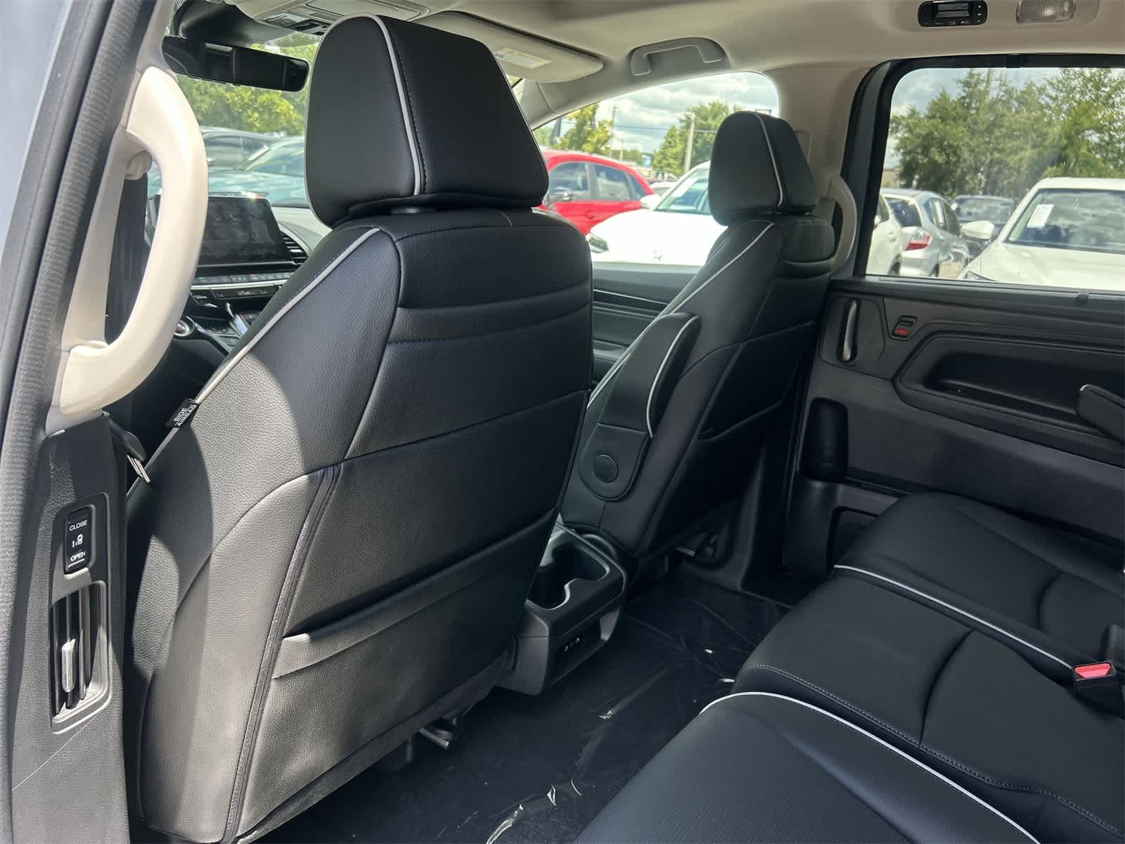 Thumbnail: 2026 Honda Odyssey - 14